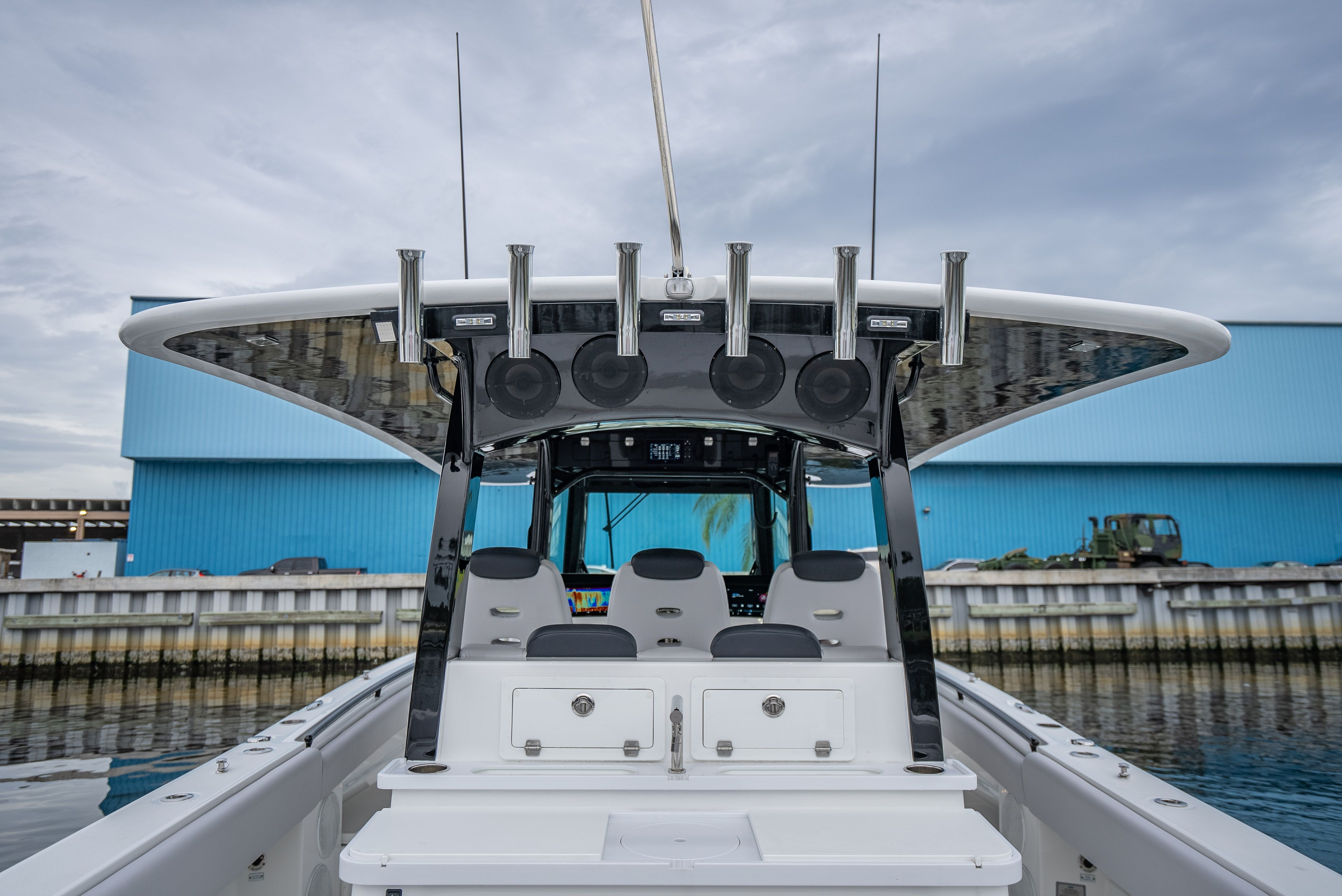 2024 HCB 42 Lujo - 35