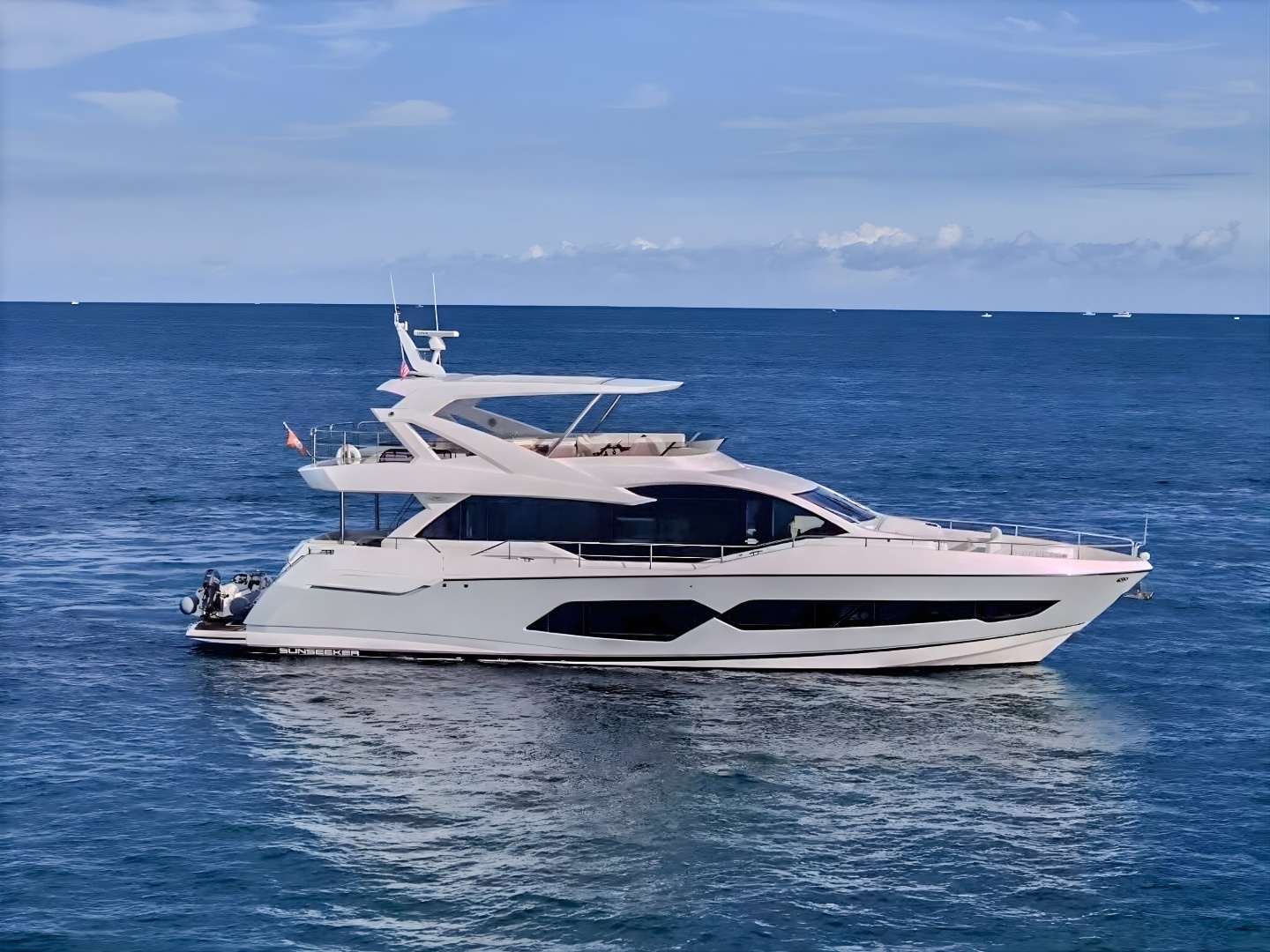 2019 Sunseeker 76 YACHT - Image 2