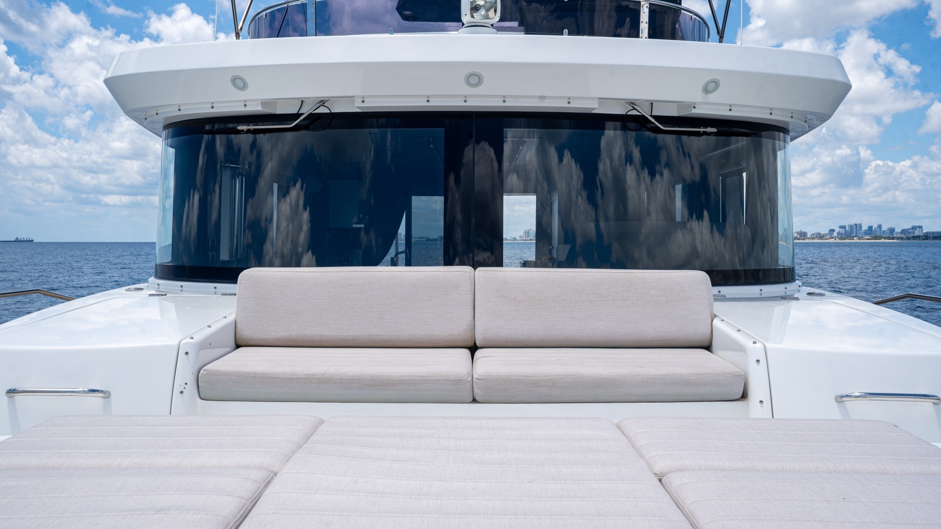 2025 Sirena 58 - Image 34