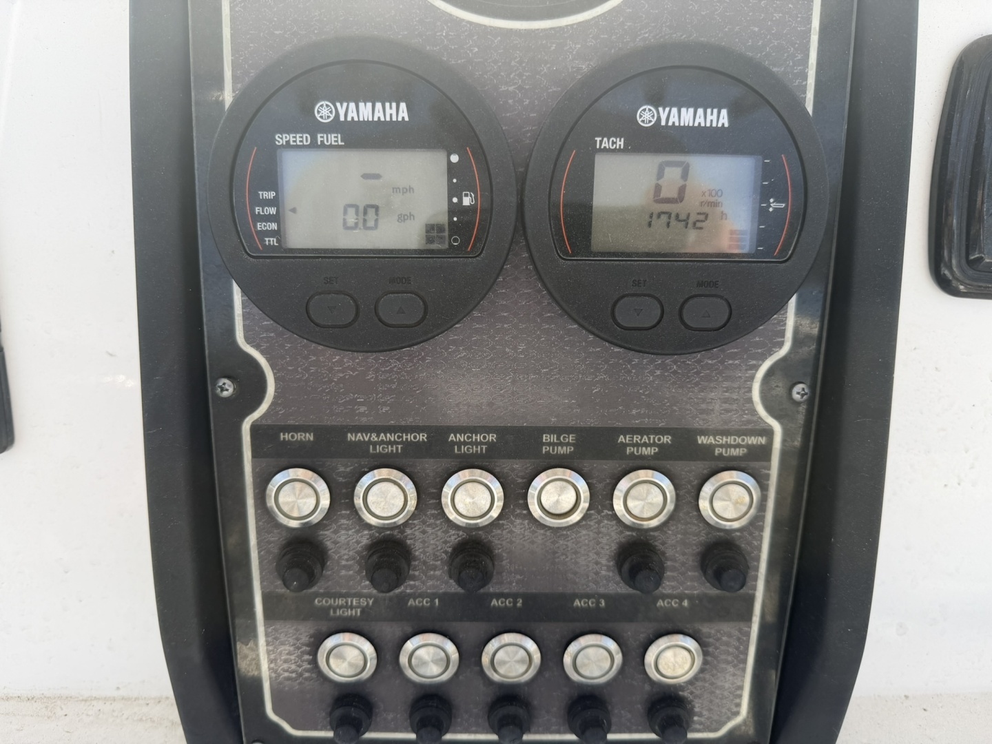 2017 Sea Fox 226 Commander - Image 9