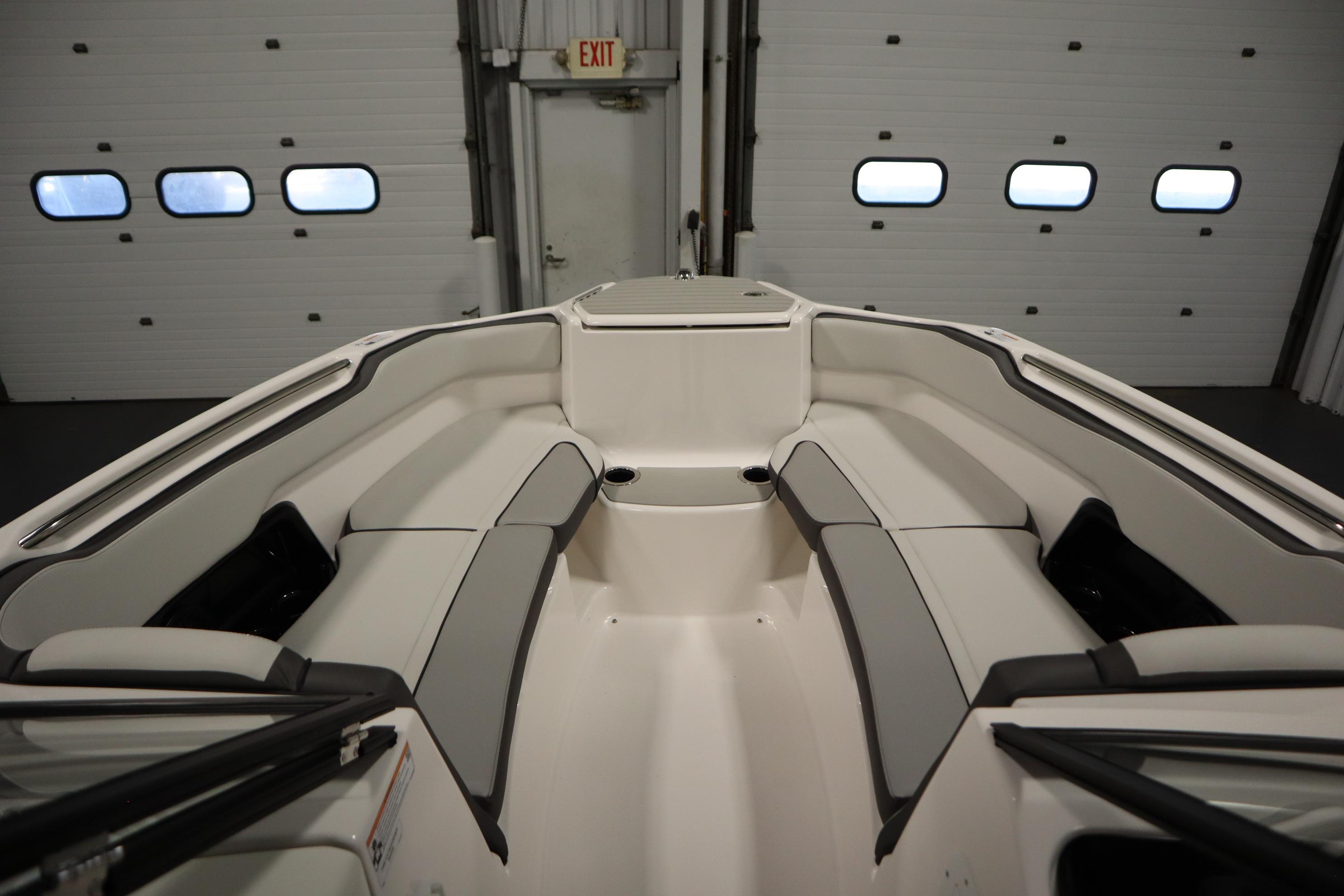 2026 Yamaha Boats AR250 interior with spacious seating and modern design.