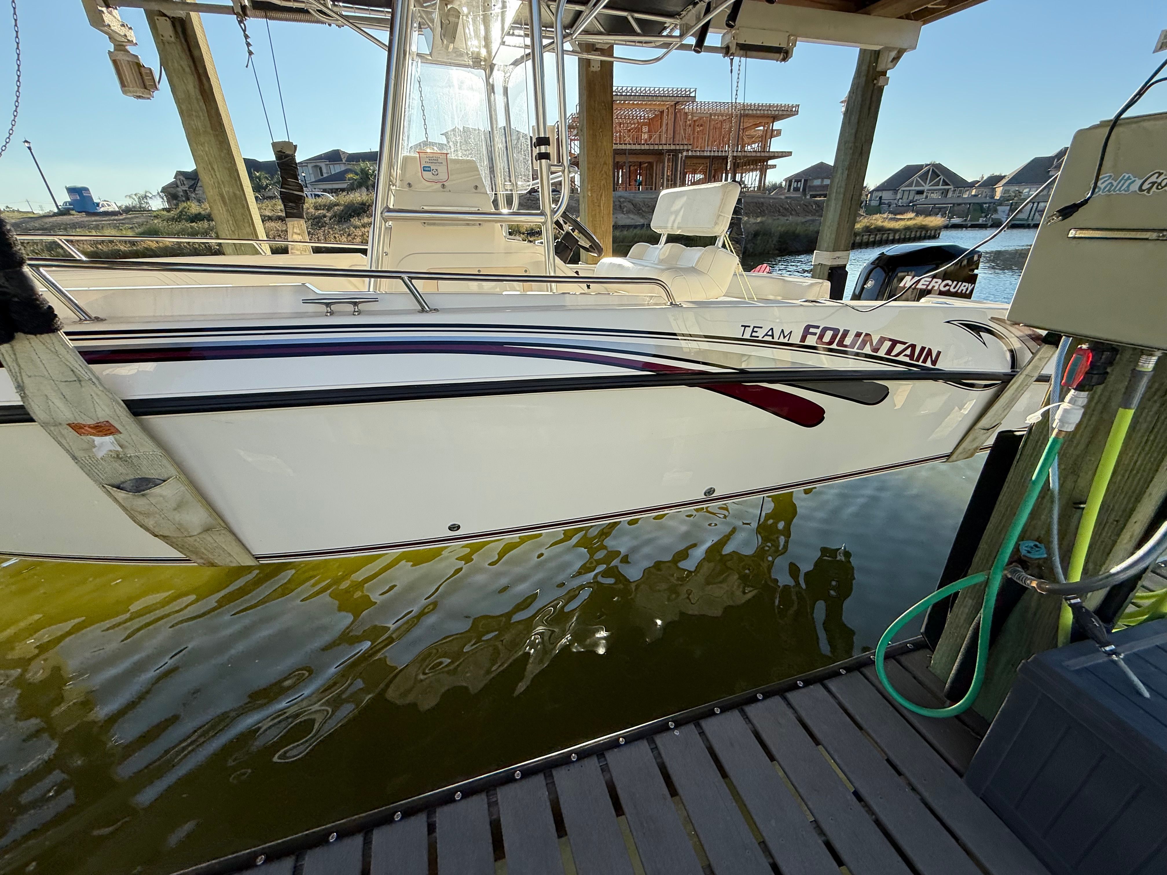 1998 Fountain Sportfish Cruiser - 2