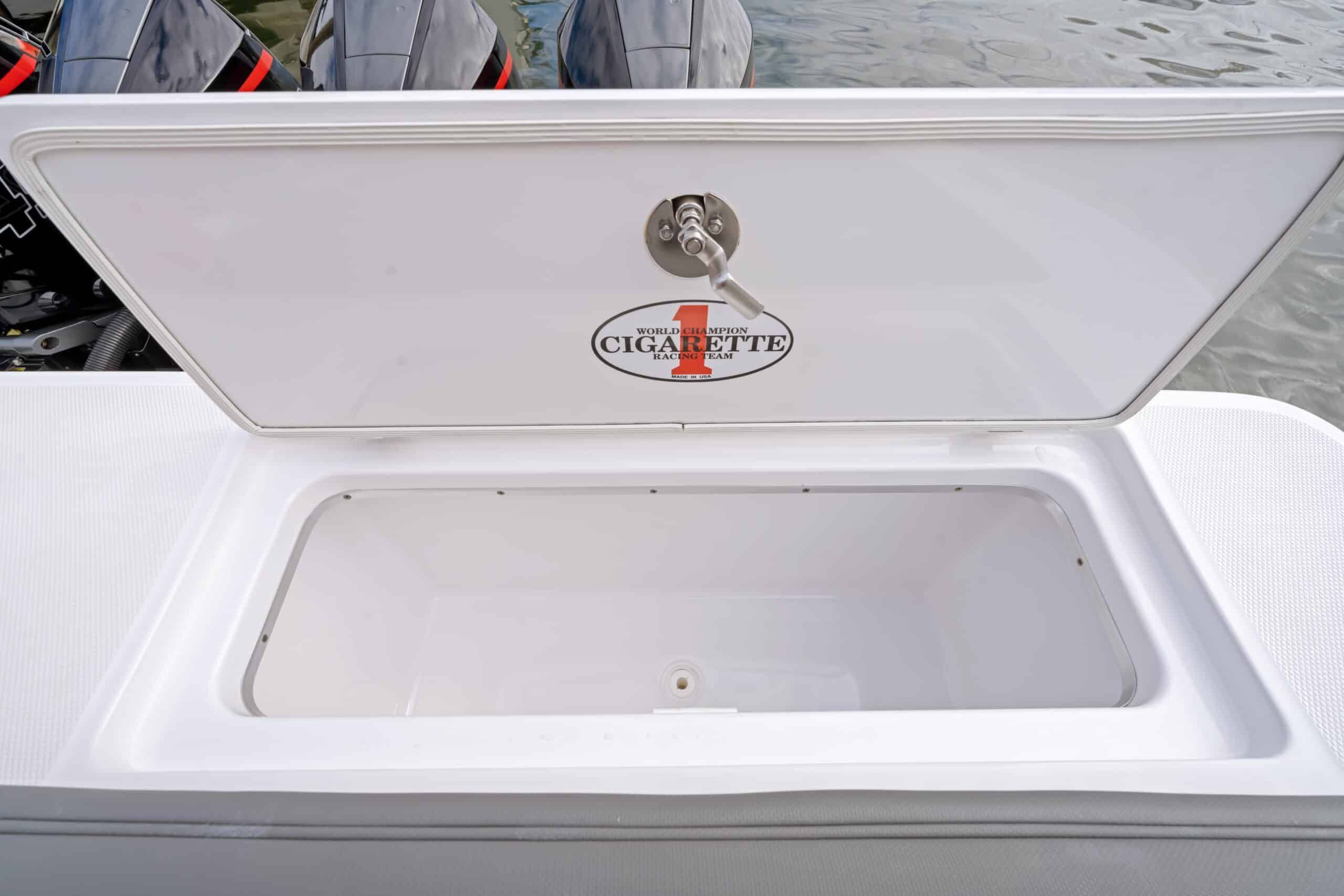 2022 Cigarette 42' Auroris - 45