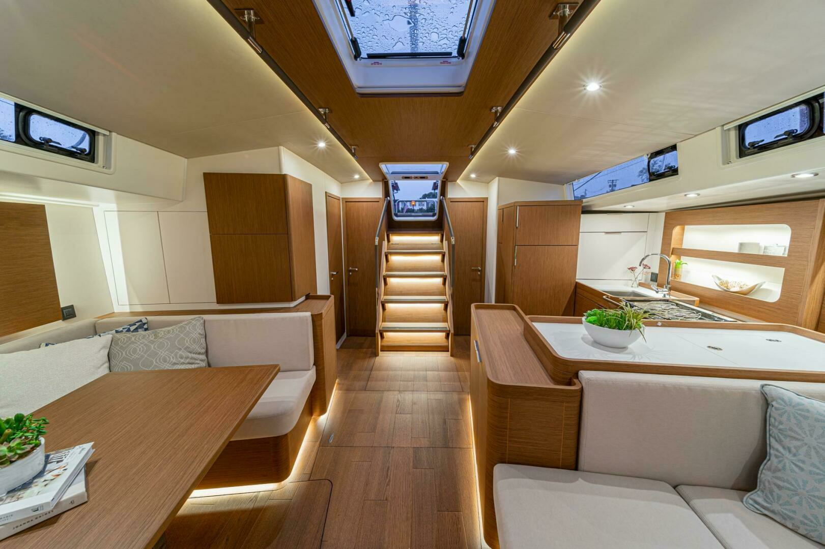 2026 Beneteau Oceanis Yacht 54 - Image 10