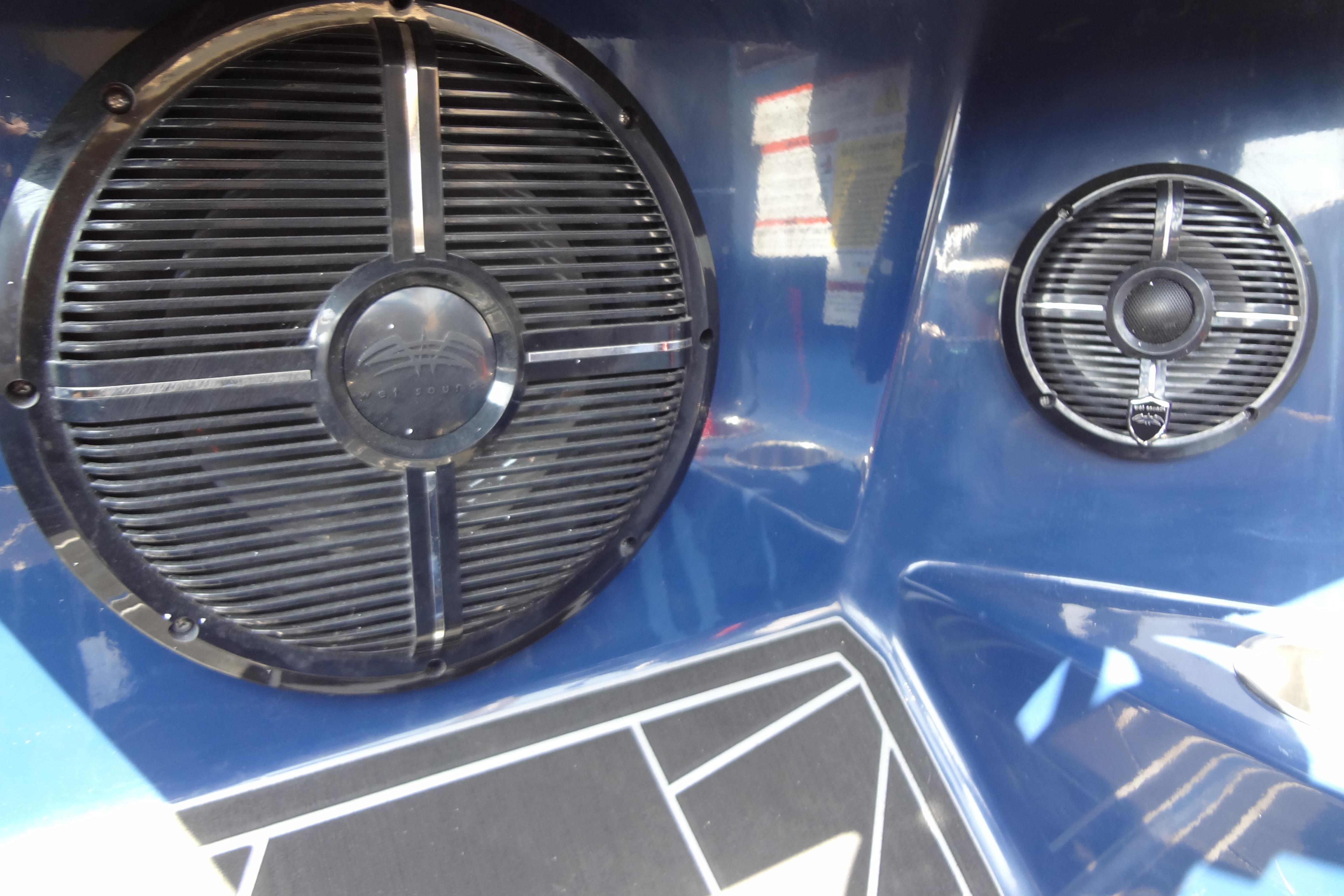 2022 ATX Surf Boats 24 Type-S interior speakers, showcasing premium audio system.