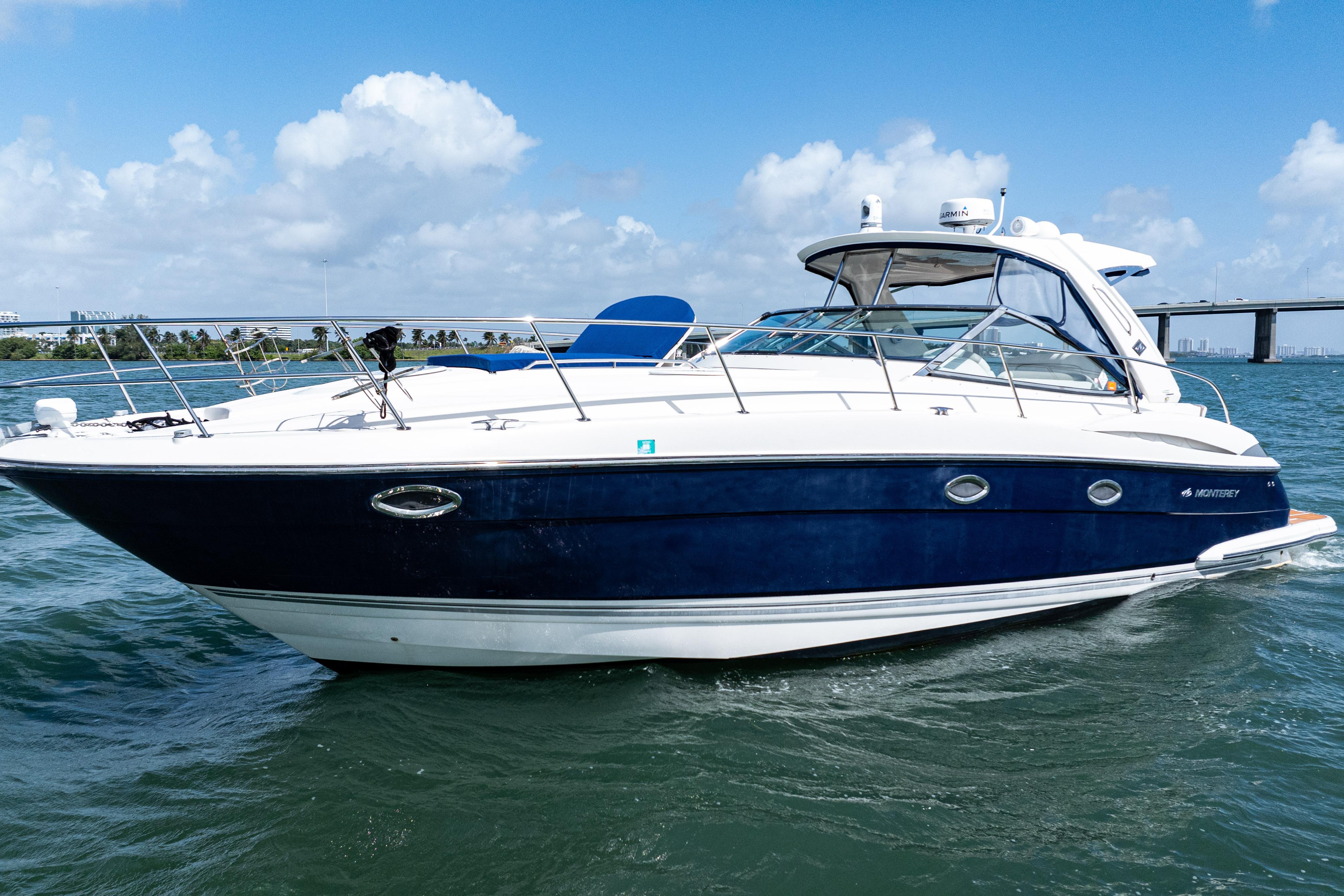 2008 Monterey 400 Sport Yacht