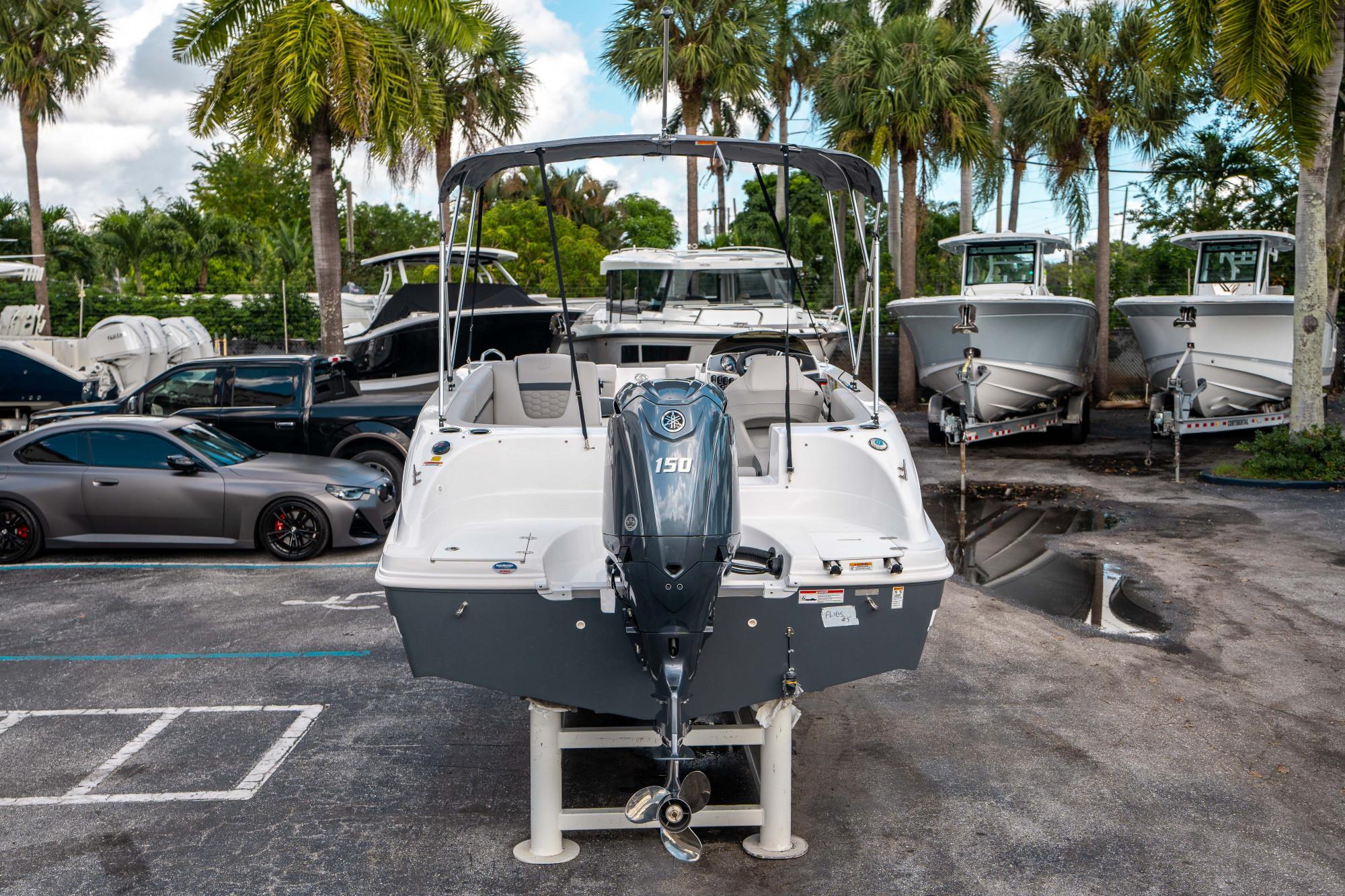2025 Hurricane SunDeck Sport 192 RL OB - 3