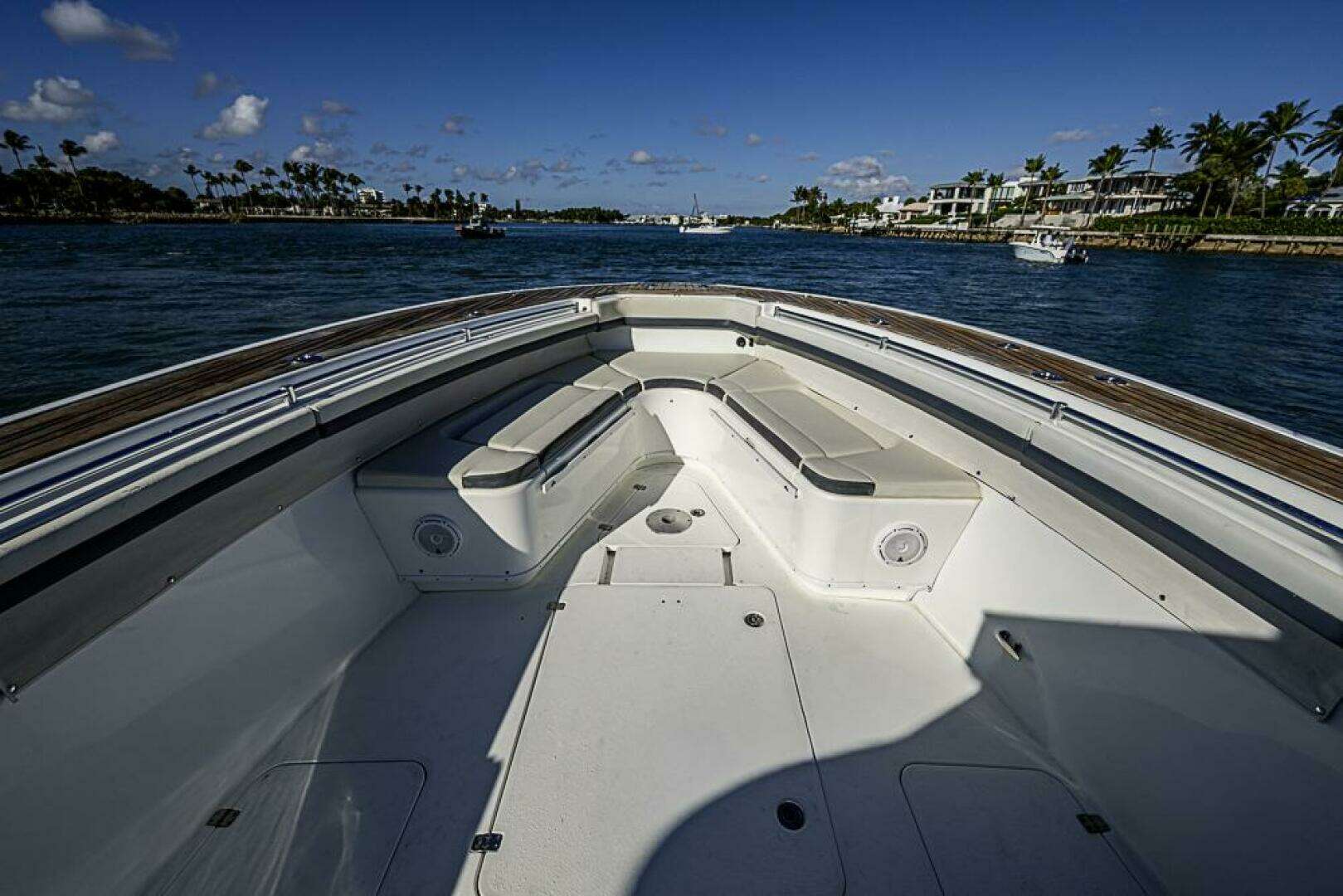 2010 Yellowfin 42 Offshore - Image 5