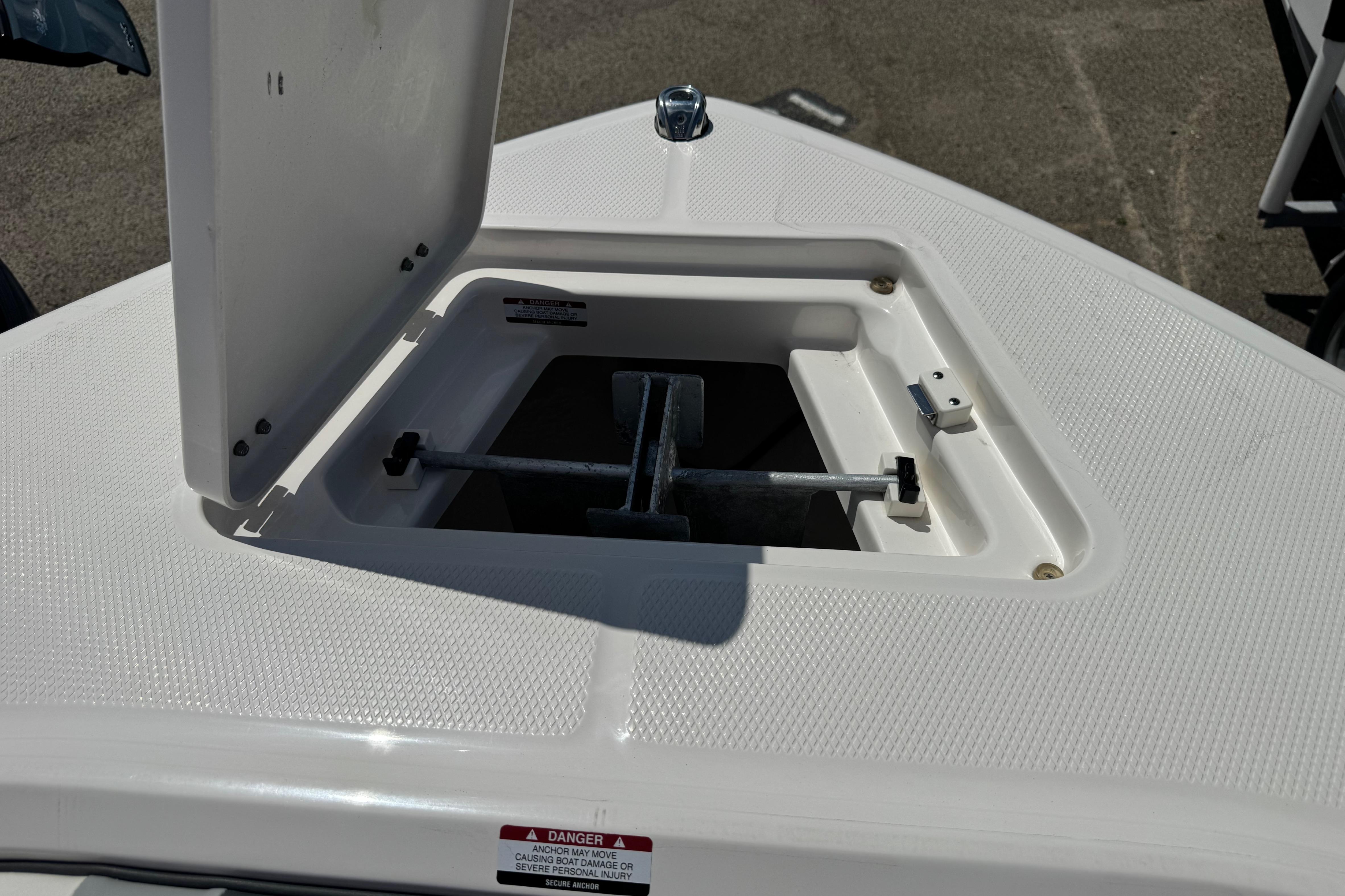 Open anchor compartment on 2022 Robalo R230 Center Console boat.