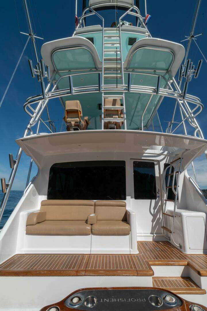 2006 Viking 56 Convertible - Image 18