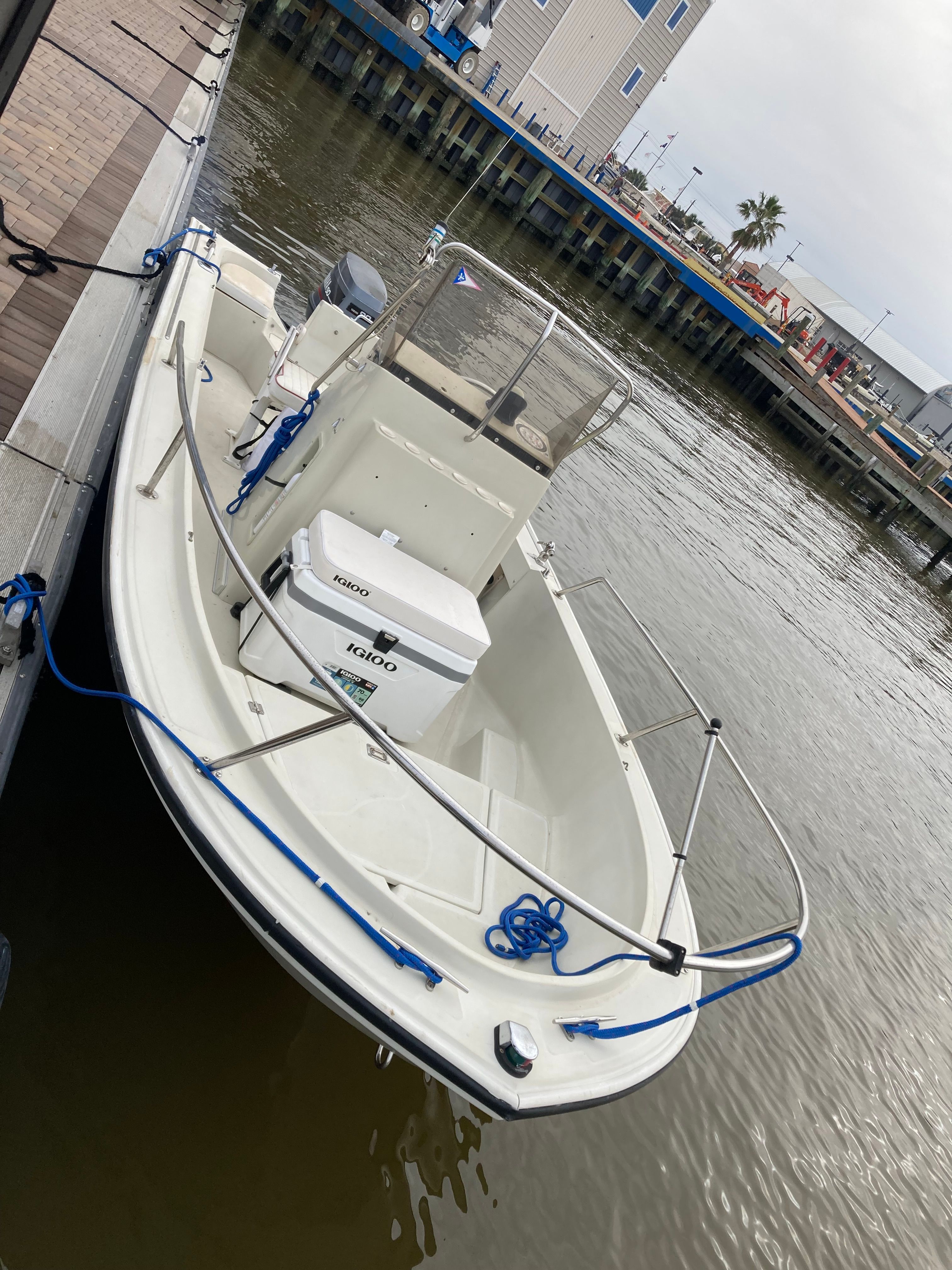 1990 Boston Whaler Outrage - 6