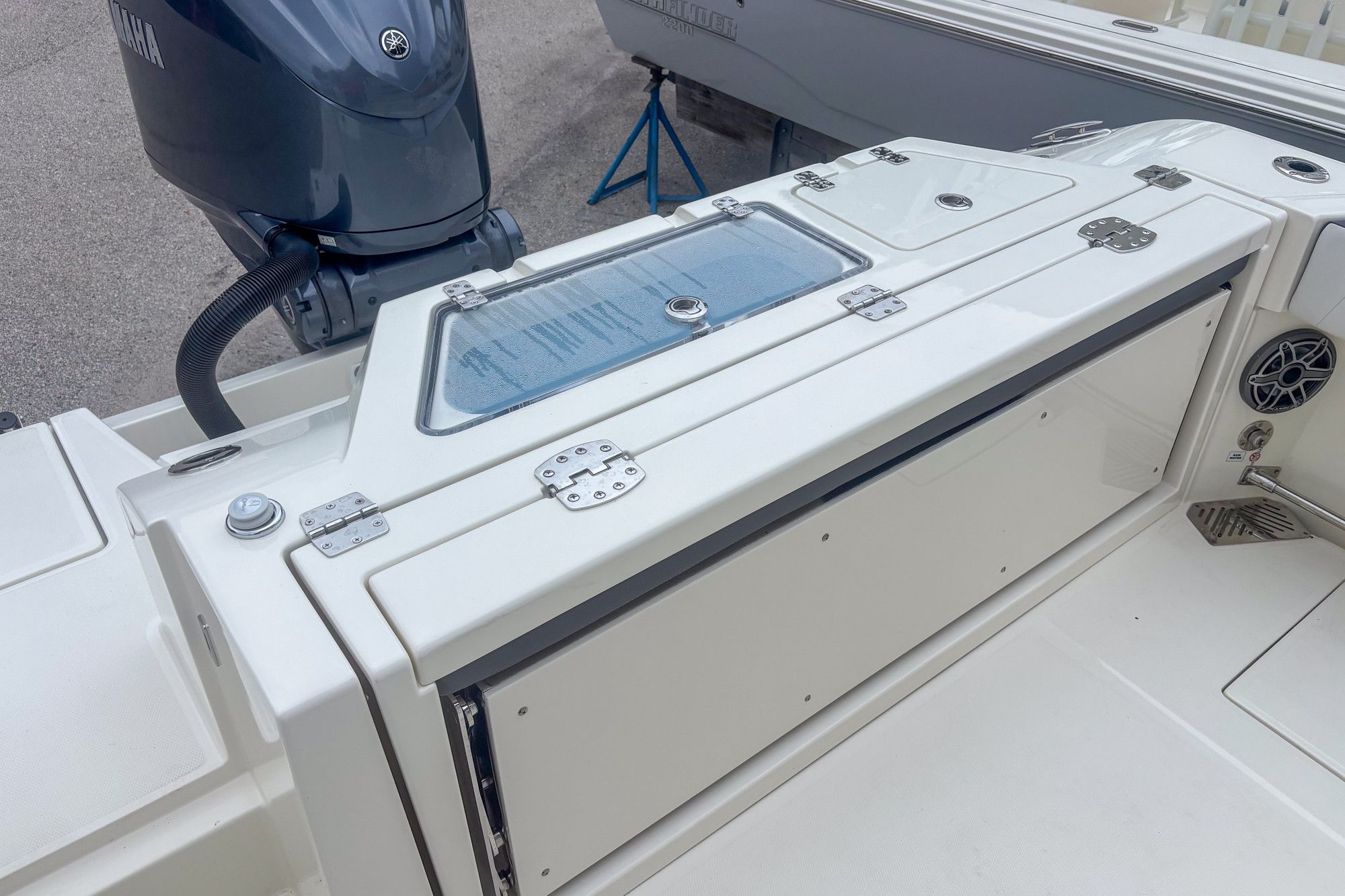 2026 Cobia 245 Center Console - 3