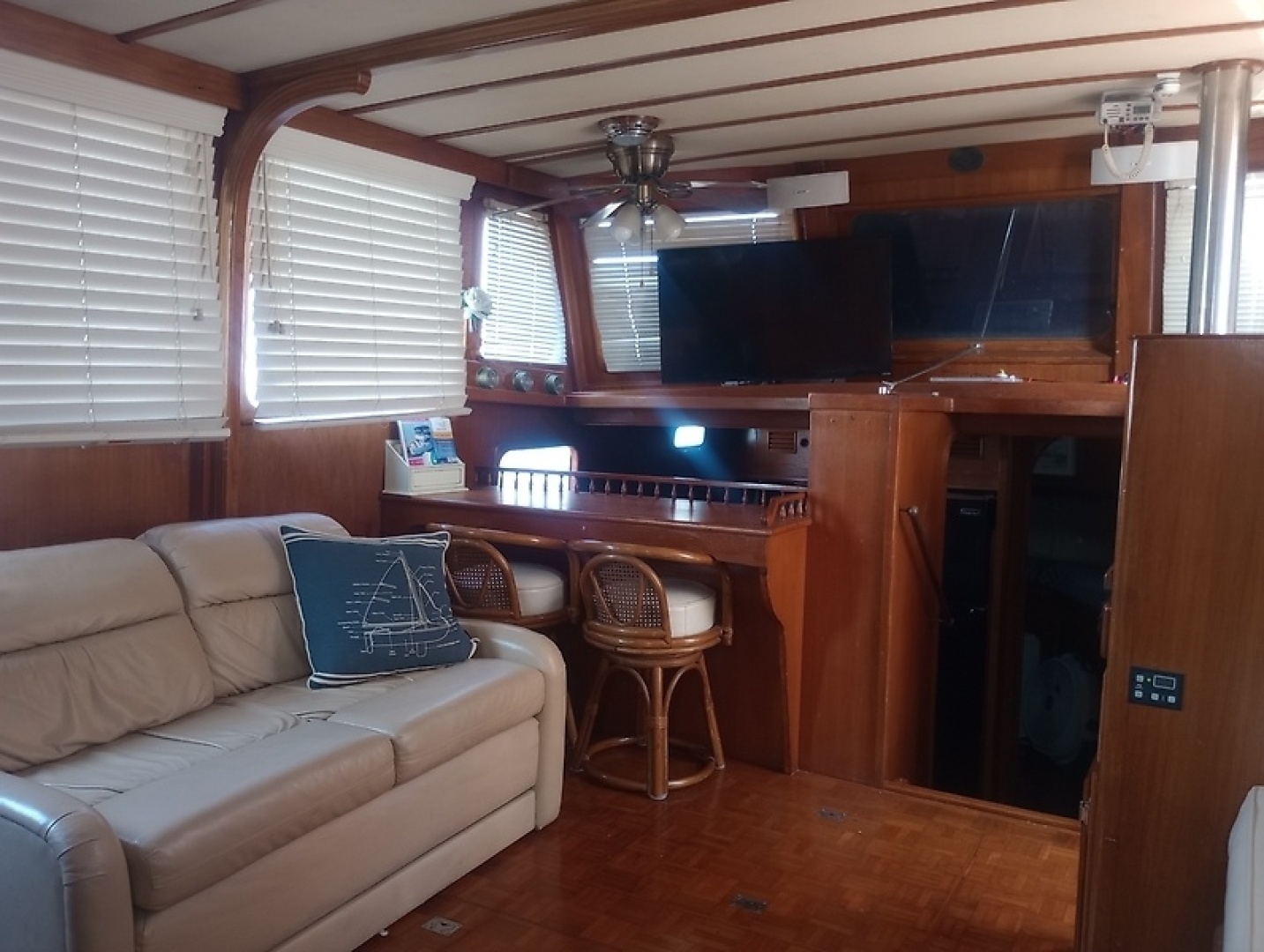 1981 Marine Trading 44 Double Cabin - Image 23
