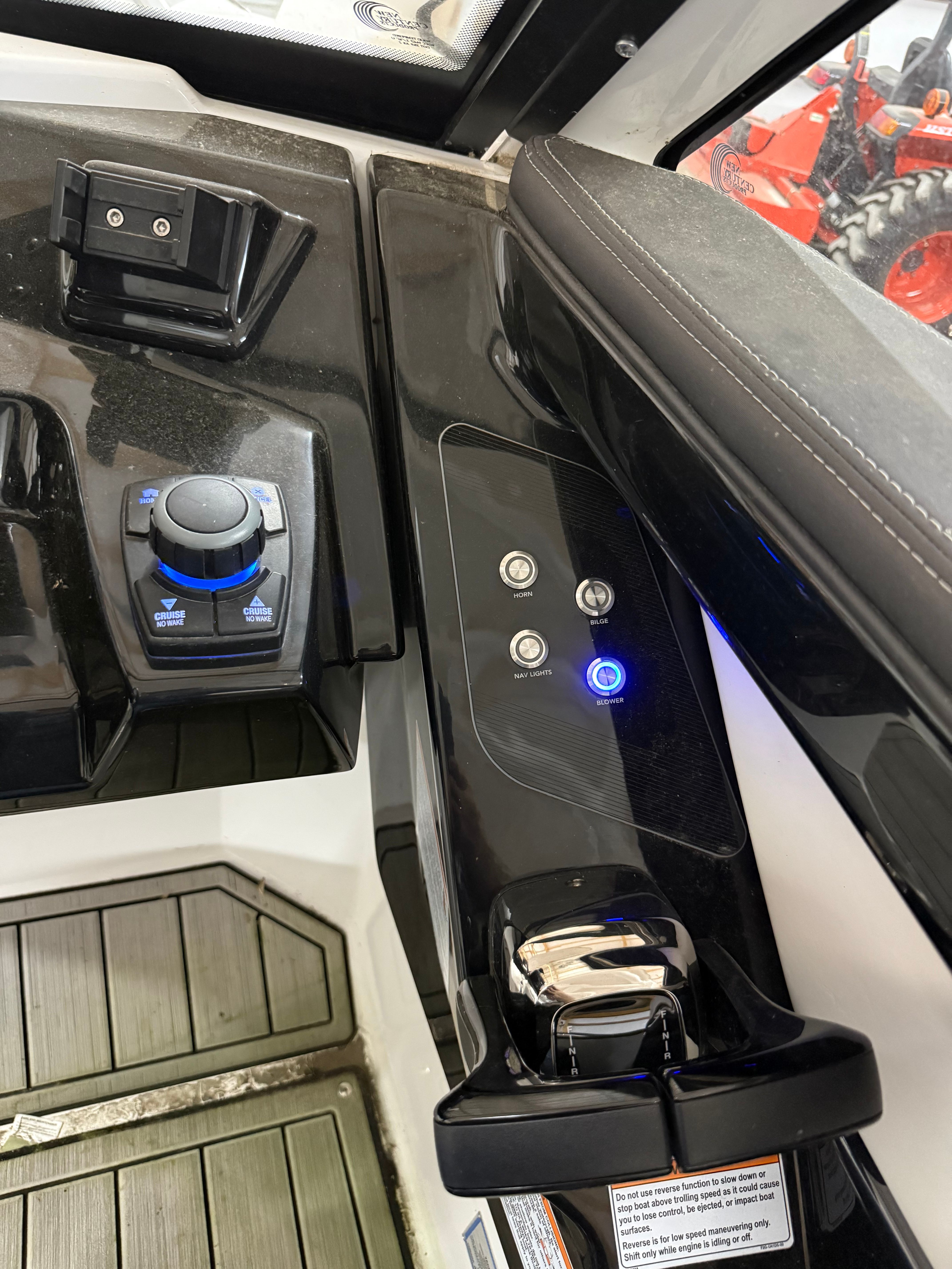 2021 Yamaha Boats 275SD - 19