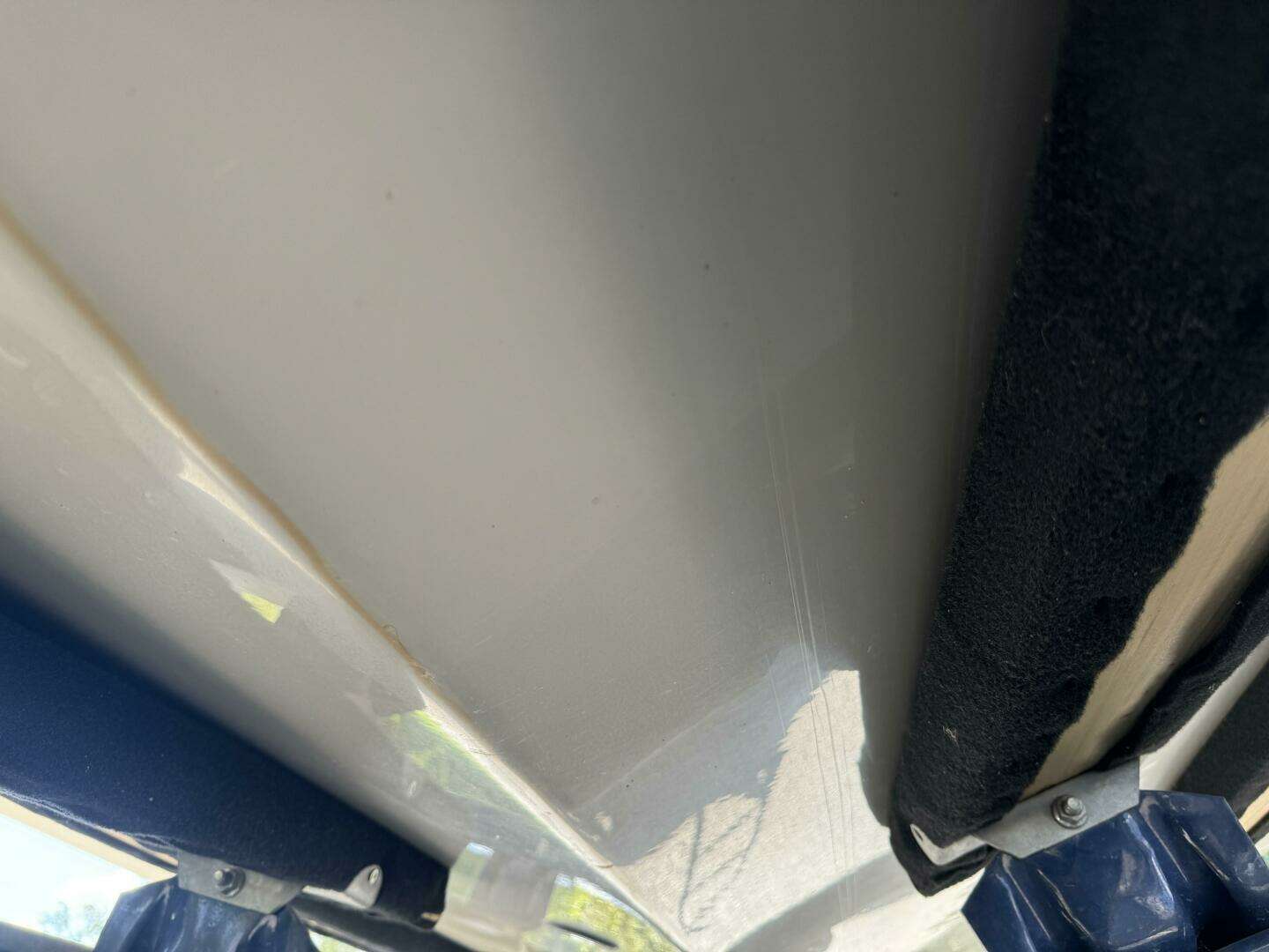 1999 Sea Ray 215 Express Cruiser - Image 158