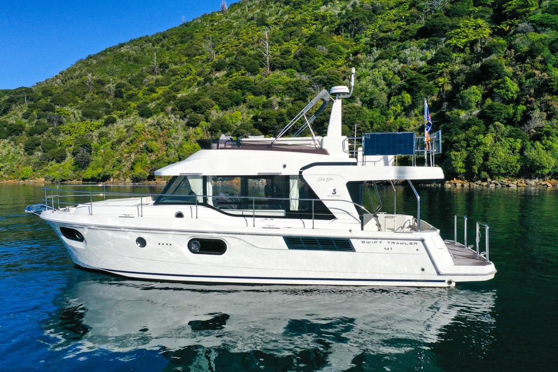 2022 Beneteau Swift Trawler 41 Fly