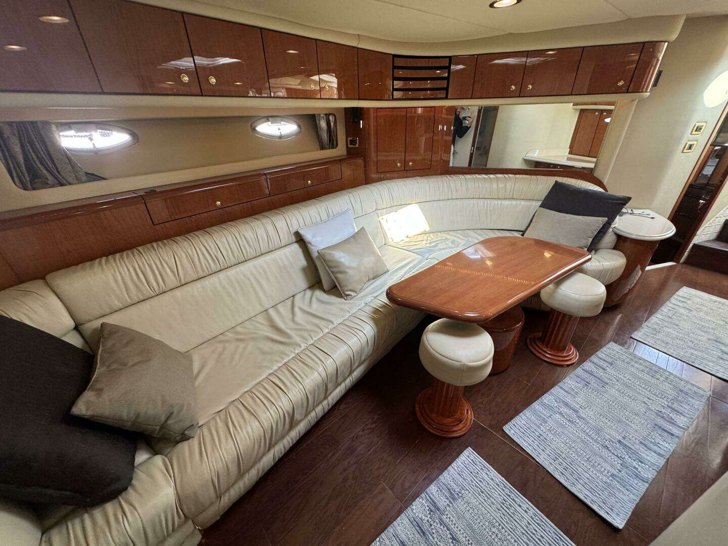 2001 Sea Ray 540 Sundancer - Image 24