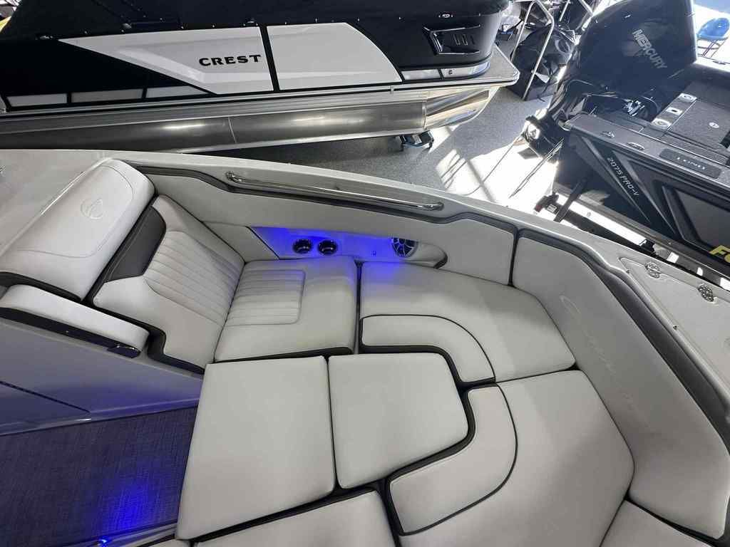 2026 Crownline 260 SS - 9