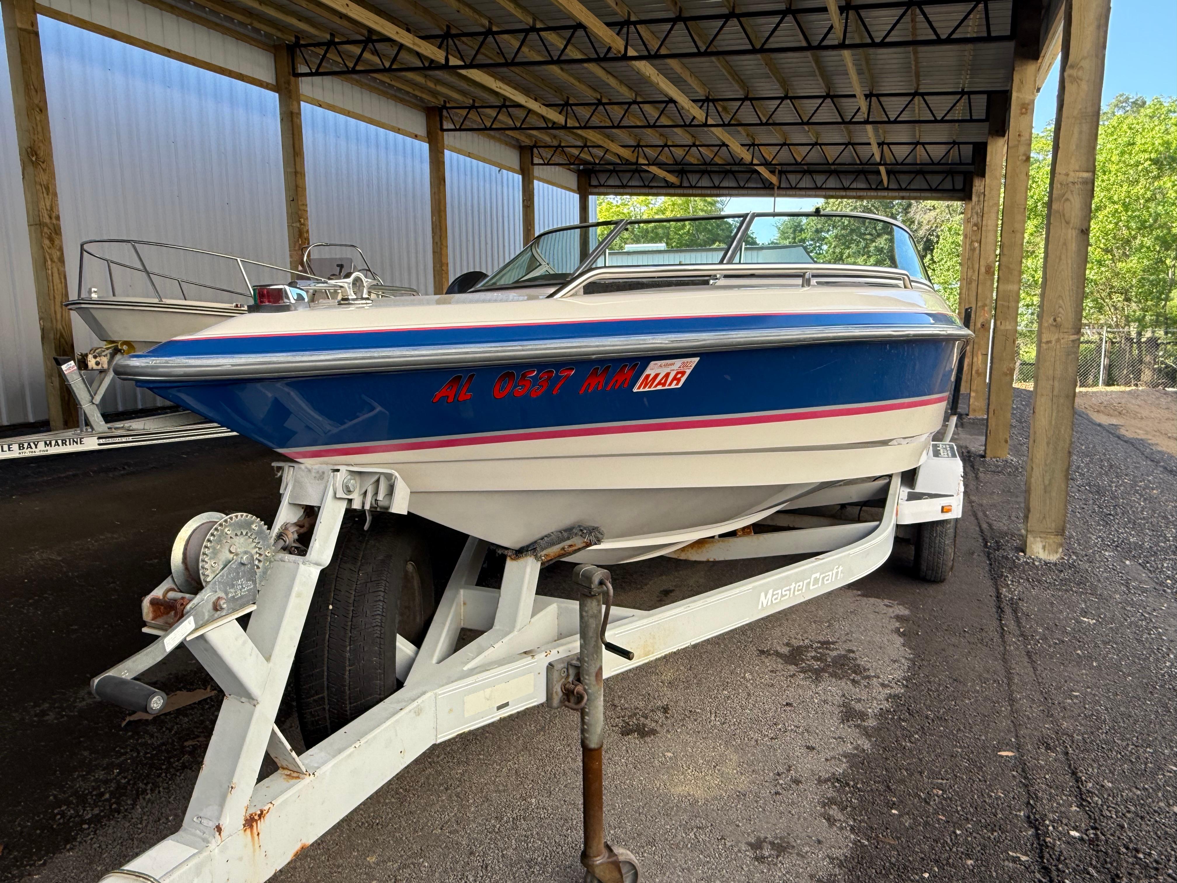 1994 MasterCraft Maristar 225