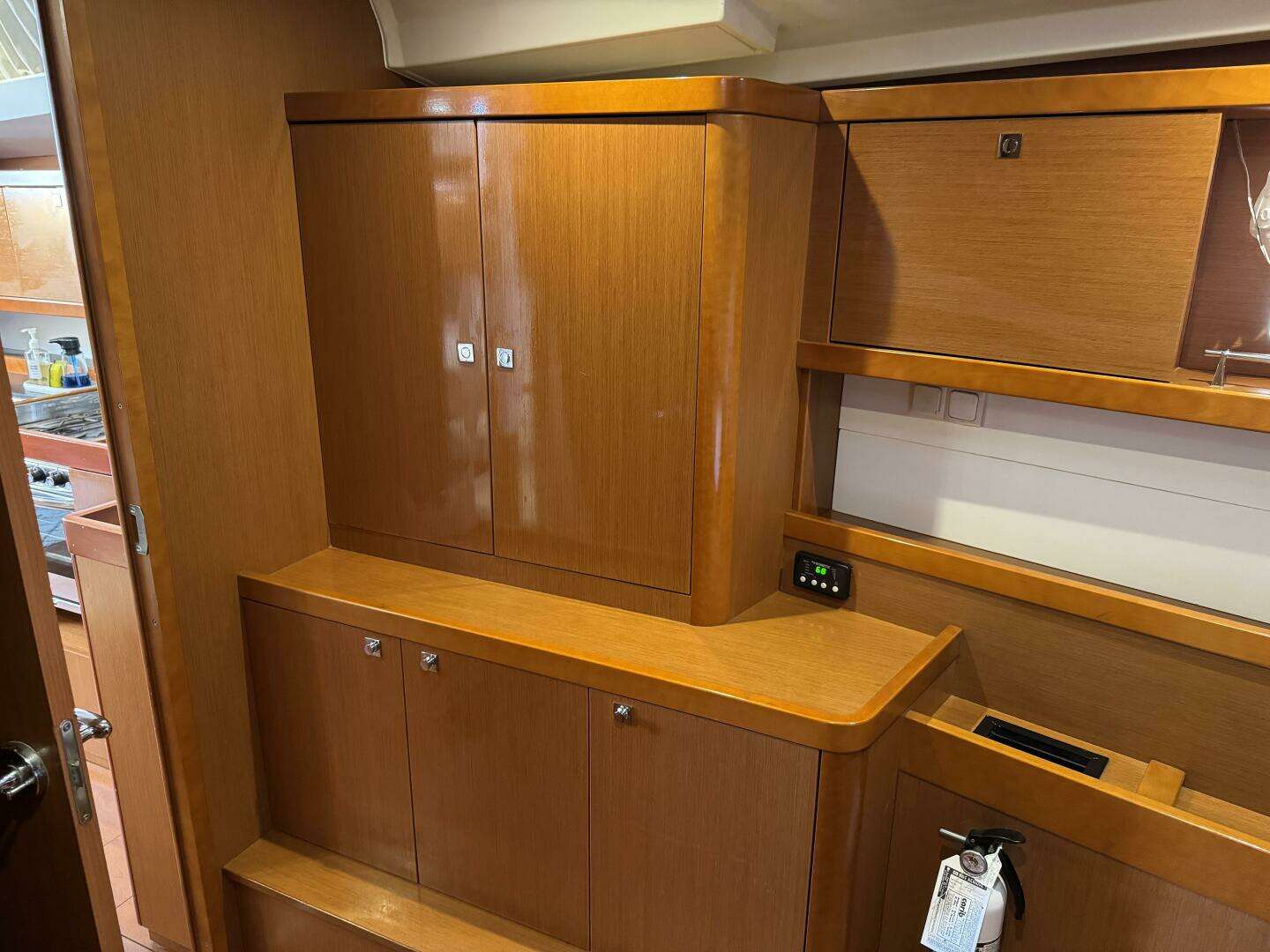 2016 Beneteau Oceanis 45 - Image 39