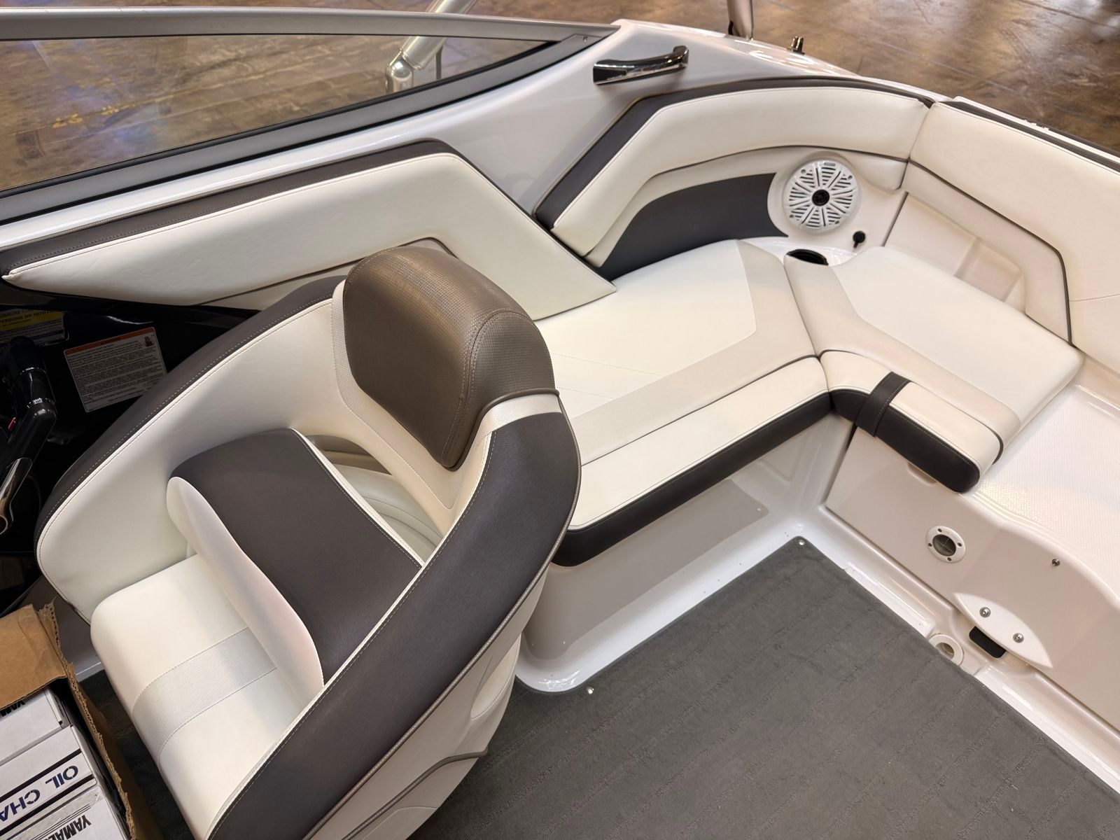 2016 Yamaha Boats 212 SS - 9