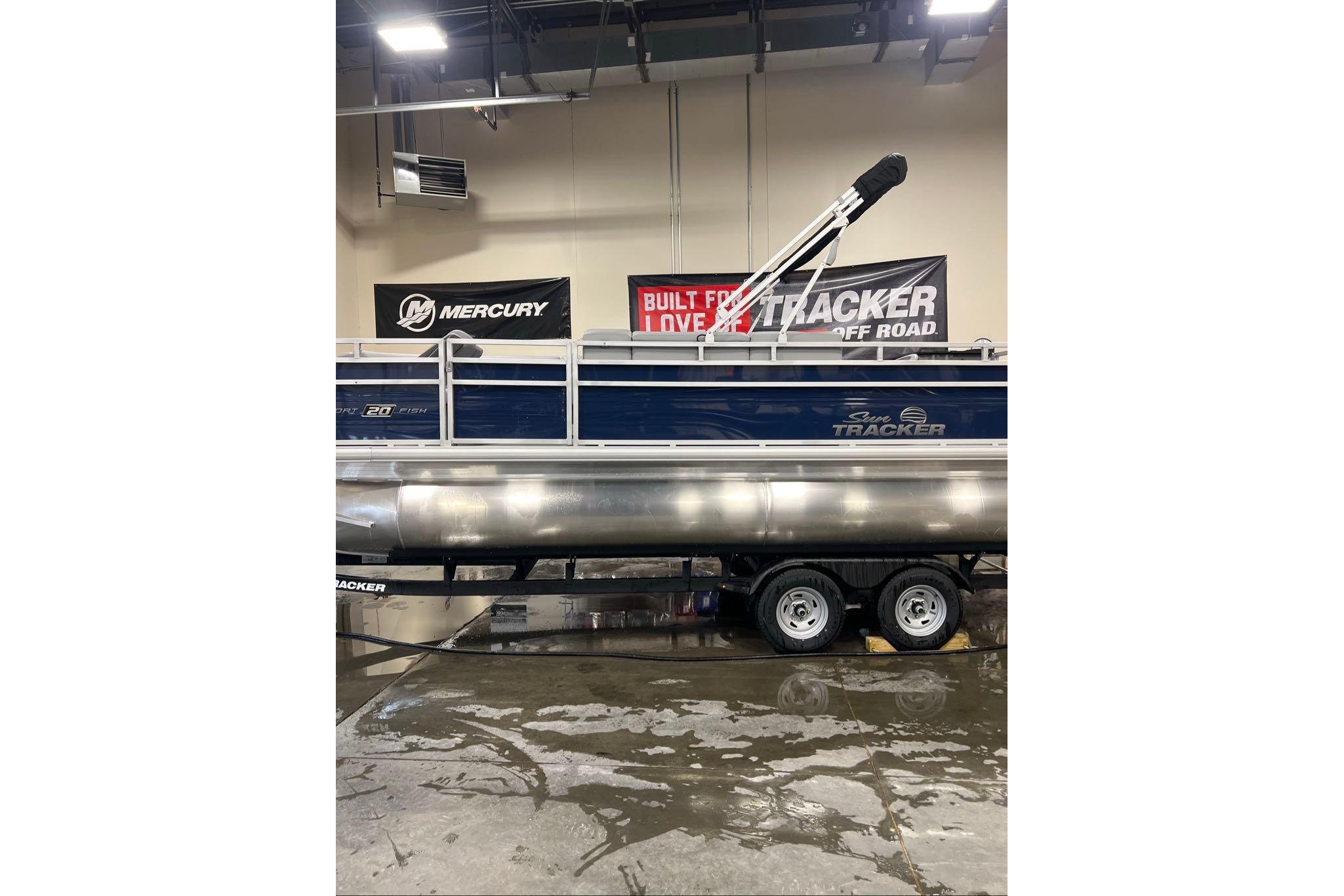 2026 Sun Tracker SportFish 20 DLX