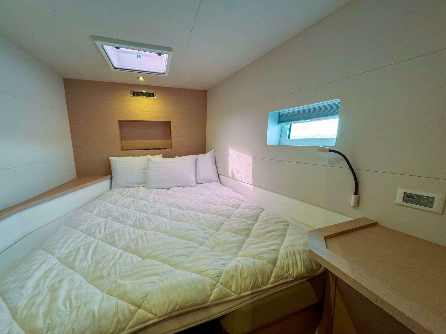 2021 Fountaine Pajot MY44 - Image 47