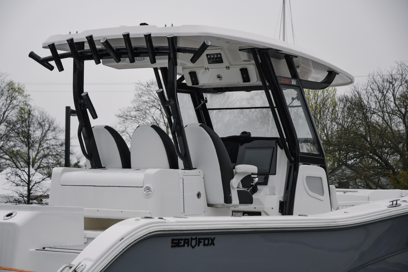 2025 Sea Fox 328 Commander - Image 4