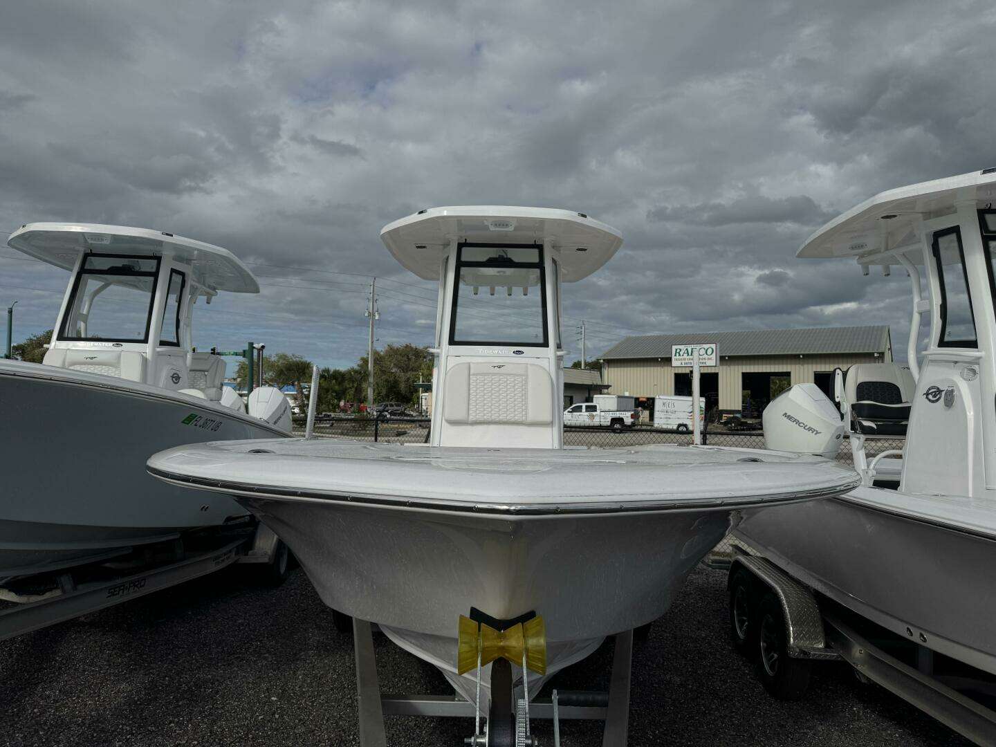 2026 Tidewater 2500 Carolina Bay - Image 2