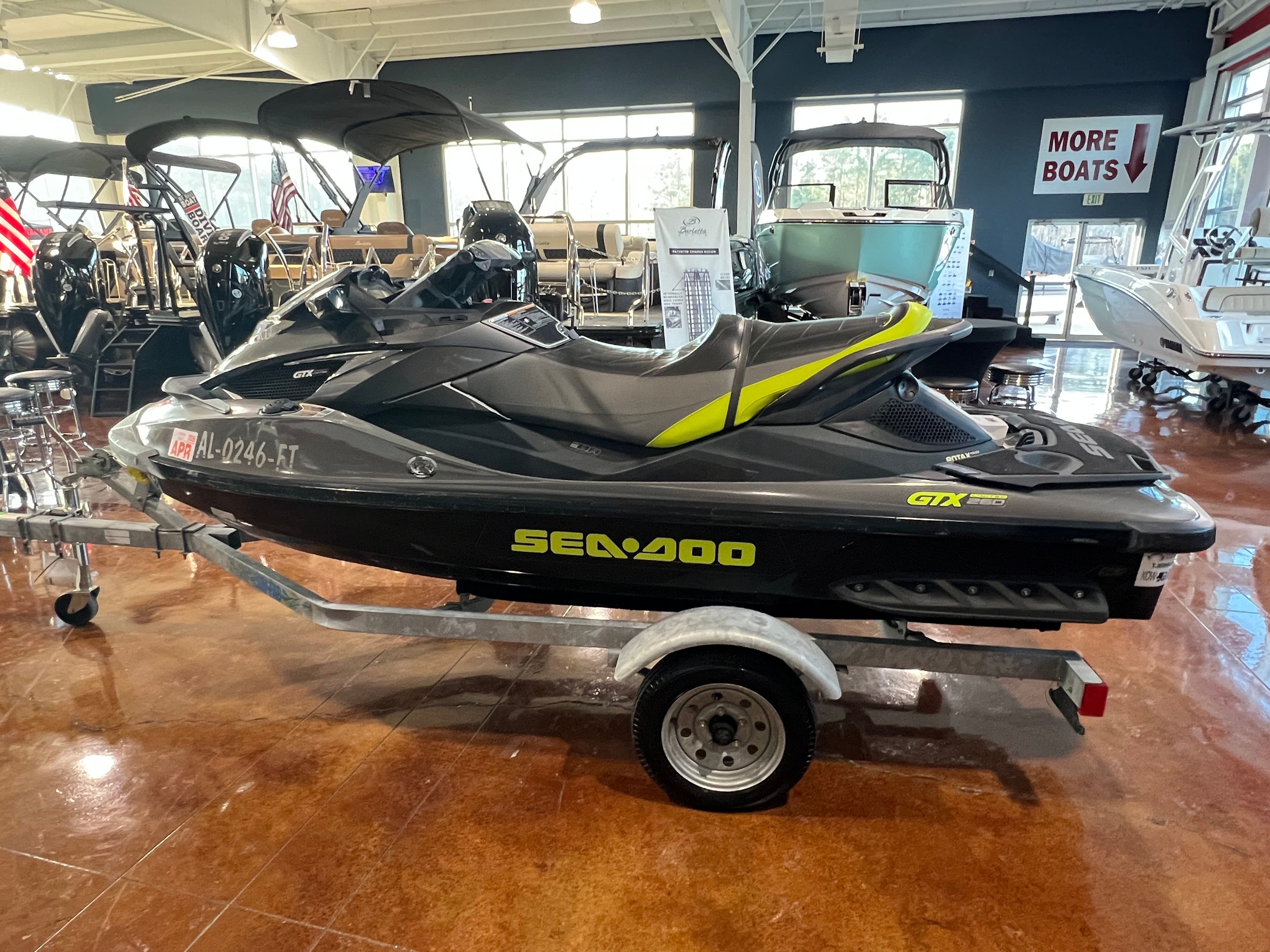 2015 SEA-DOO GTX LIMITED IS 260 - Image 6