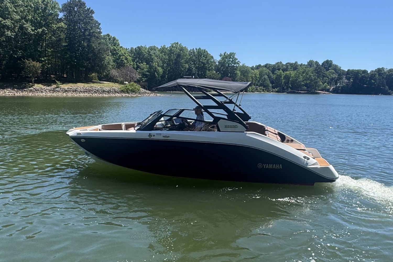2026 Yamaha Boats 222SE