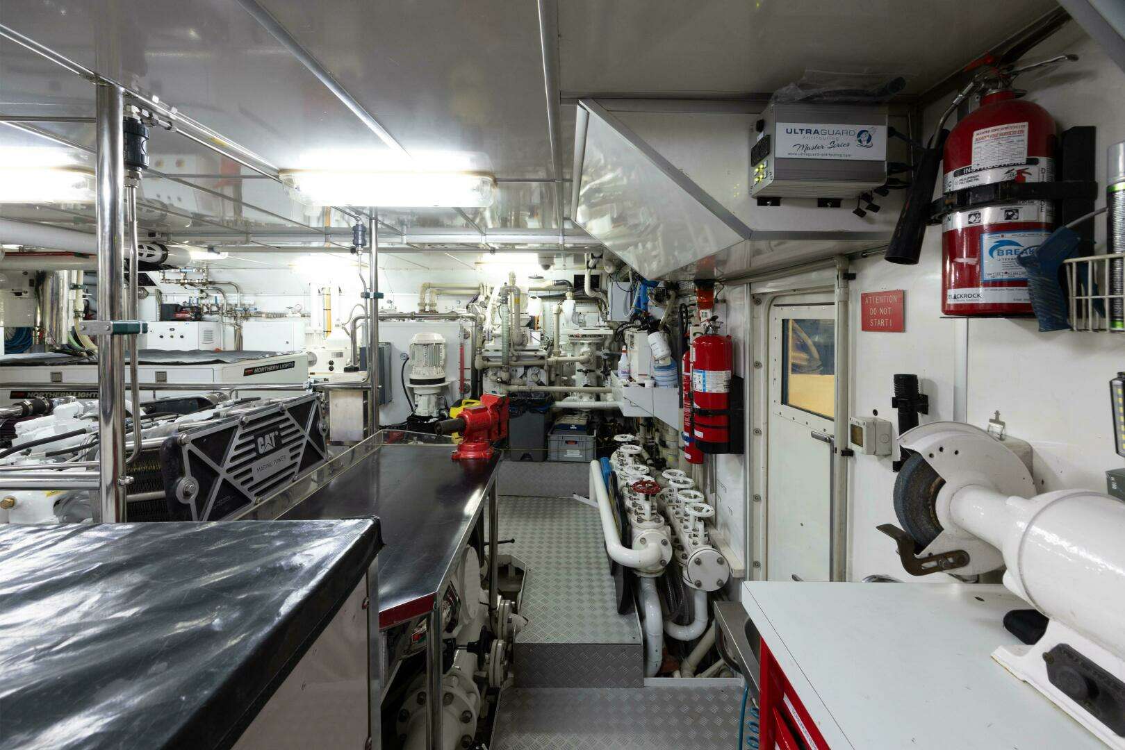 2001 Vitters Aft Cockpit - Image 58