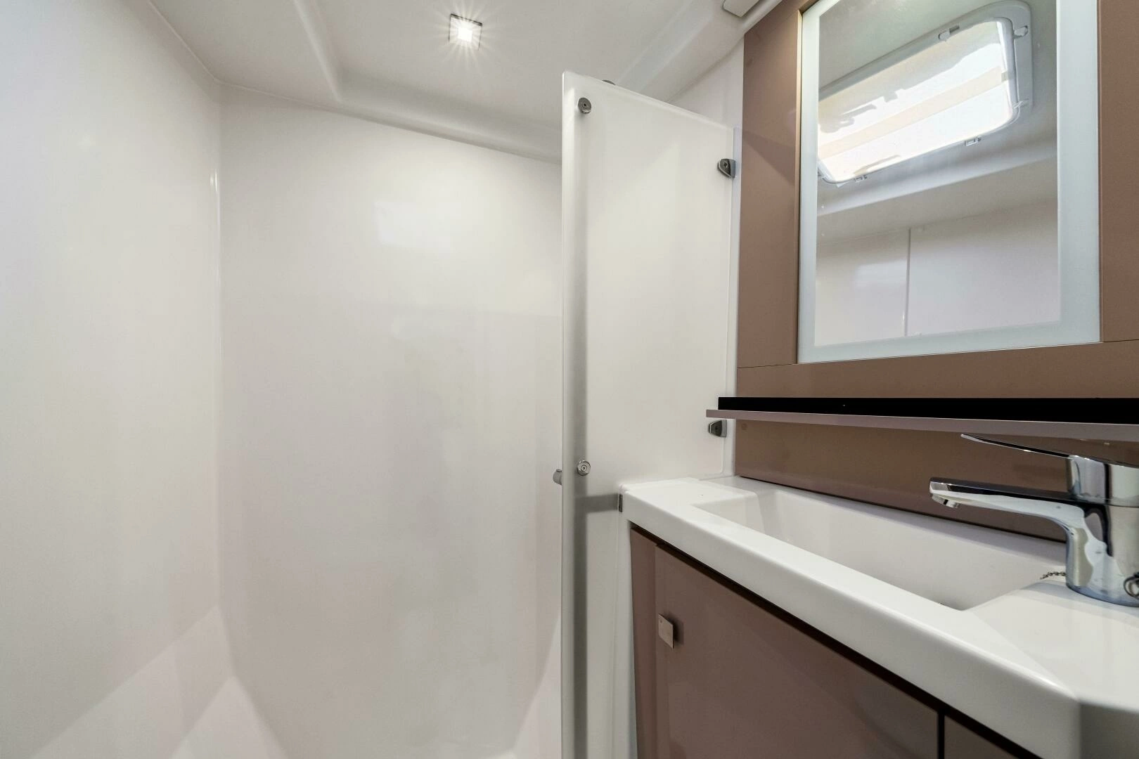 2021 Fountaine Pajot MY4.S - Image 32