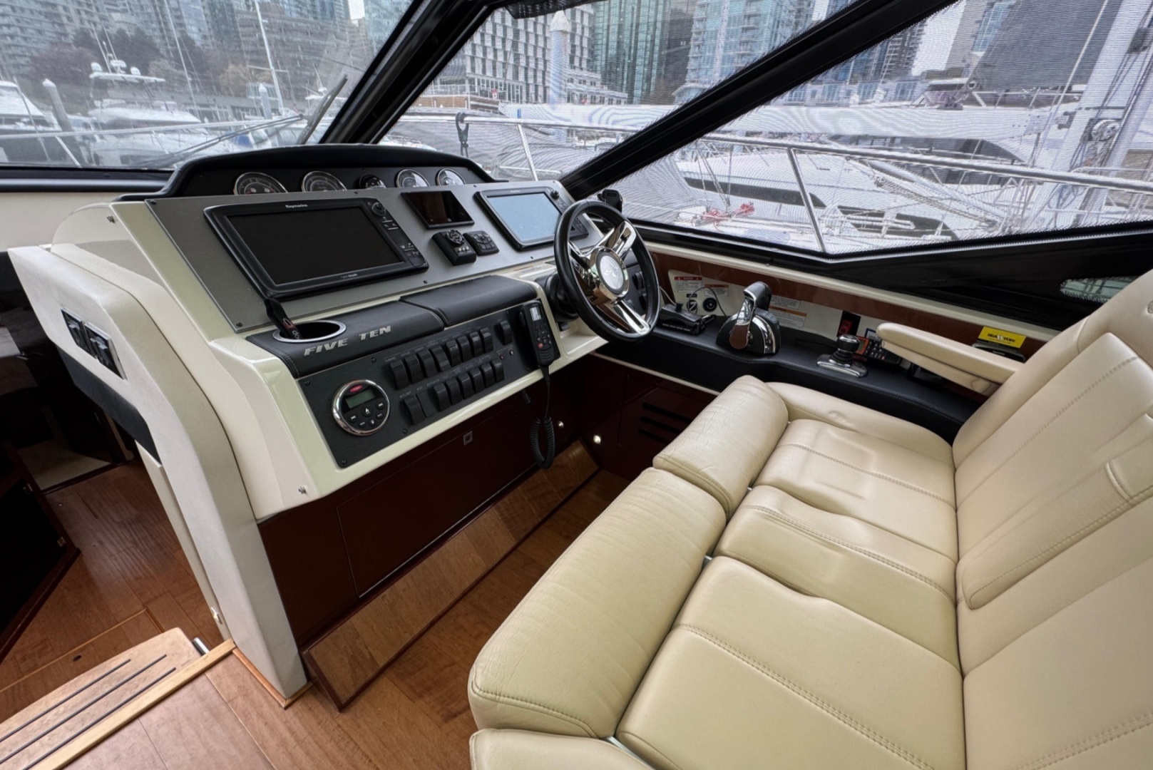 2015 Sea Ray Sundancer 510 - Image 32