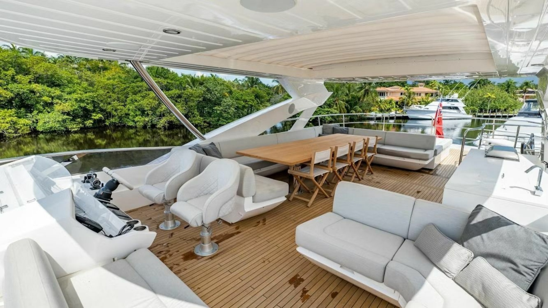 2019 Sunseeker — - Image 12