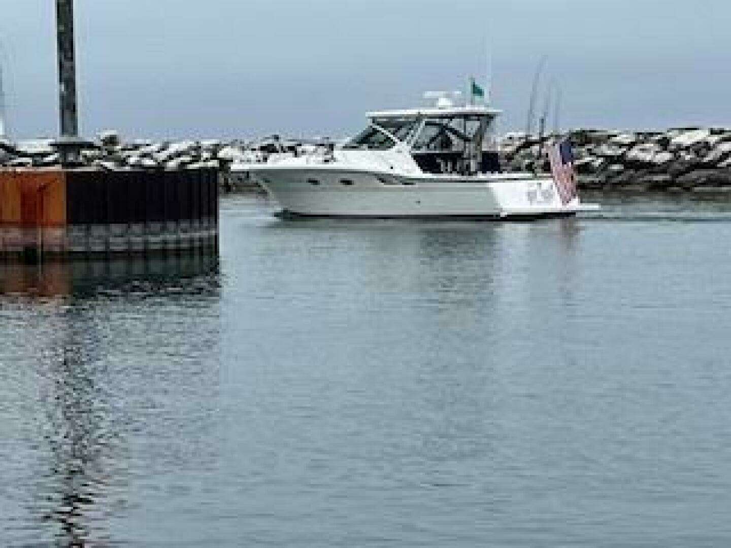 2005 Tiara Yachts 3200 OPEN - Image 36