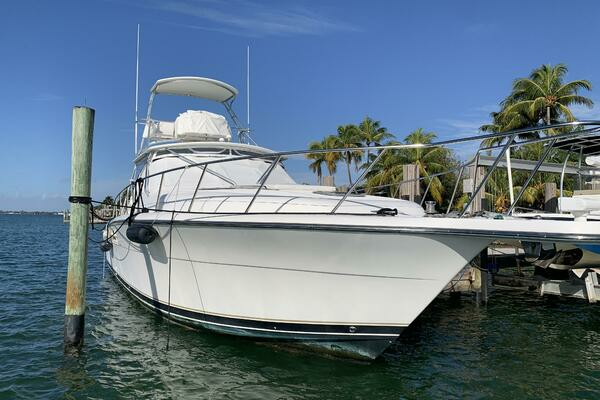 1999 Tiara Yachts 43 Open