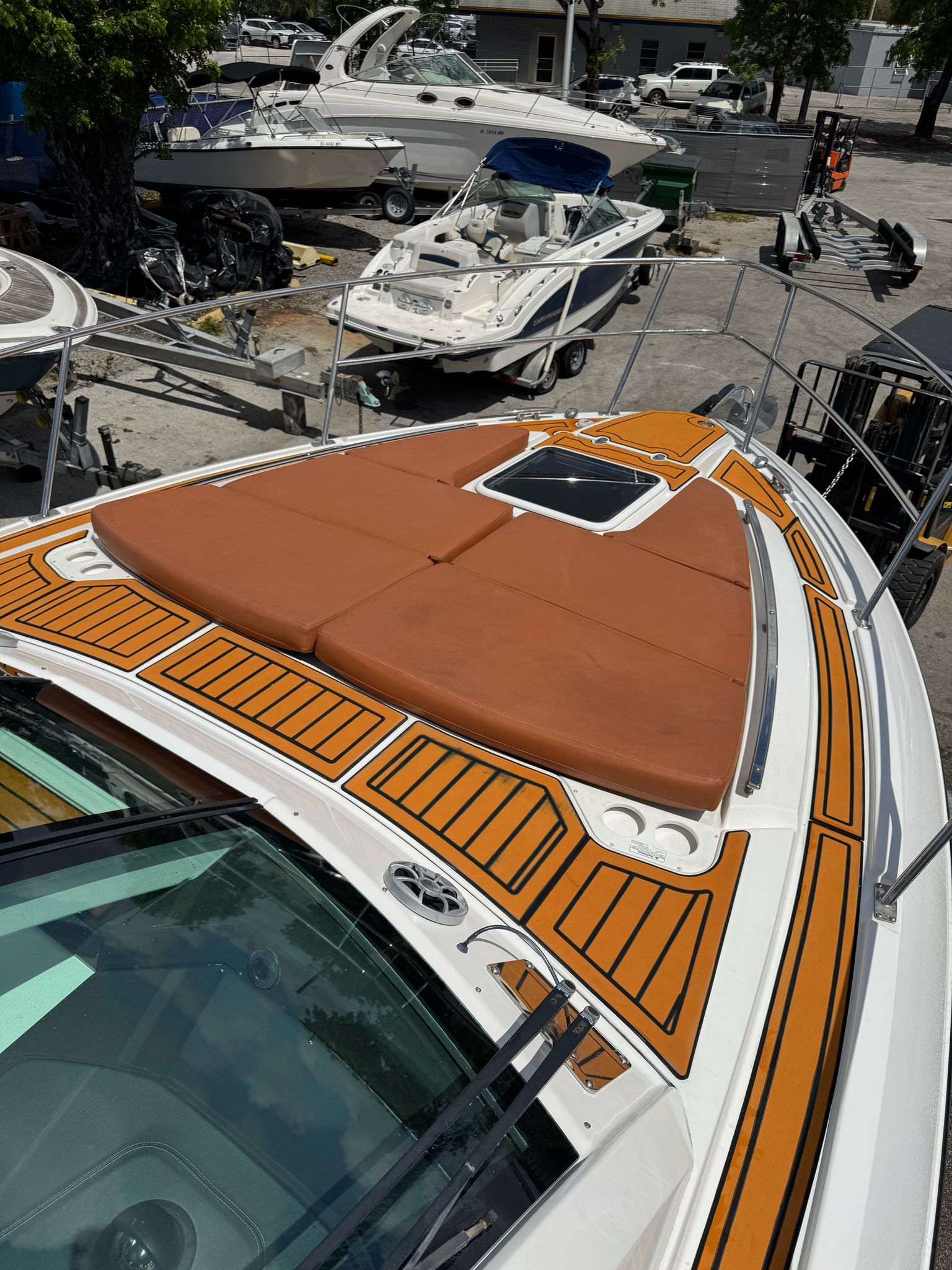 2015 Monterey 360 Sport Coupe with brown cushions on the deck.