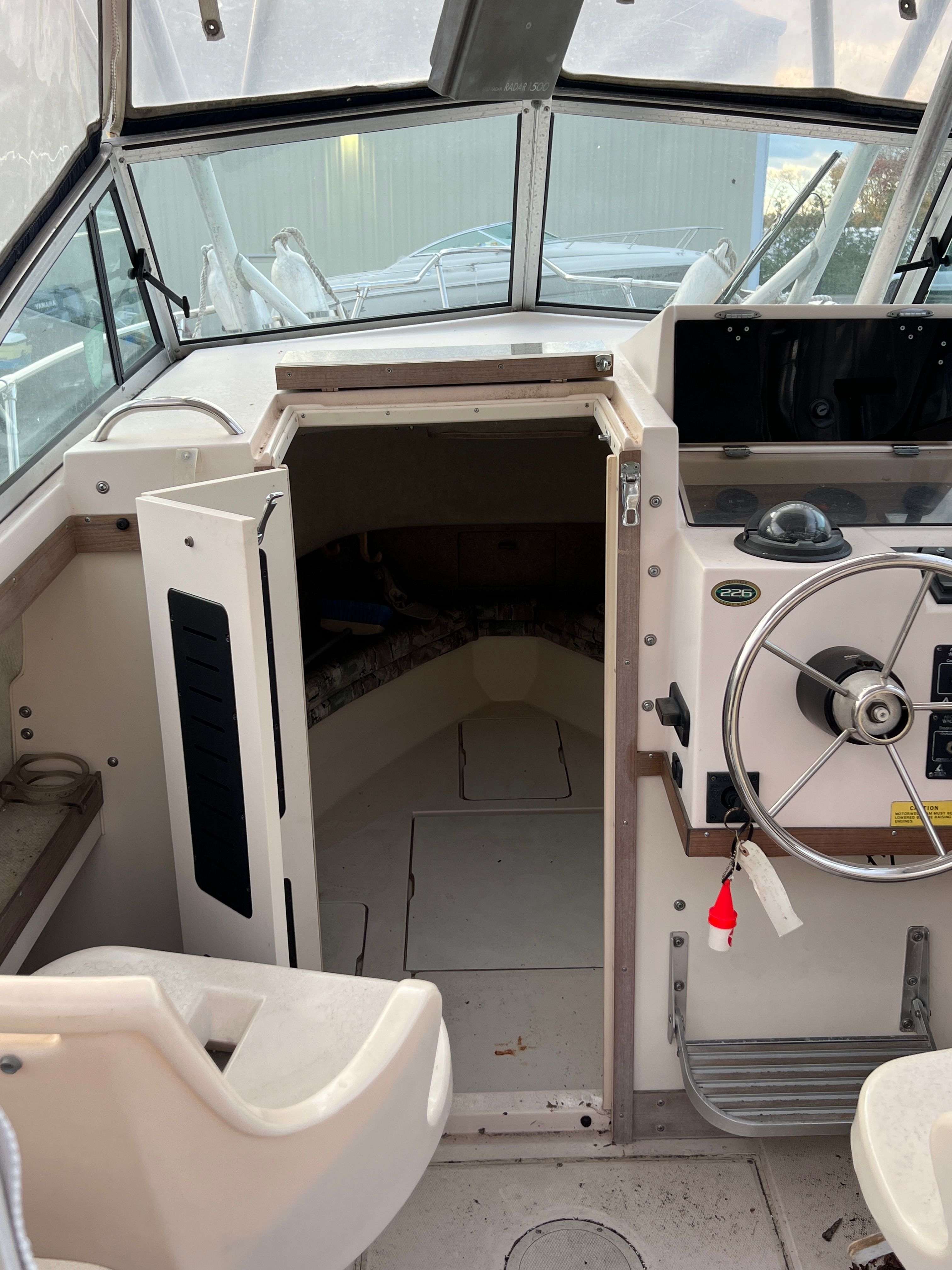 1997 Grady-White Seafarer 226 - 4
