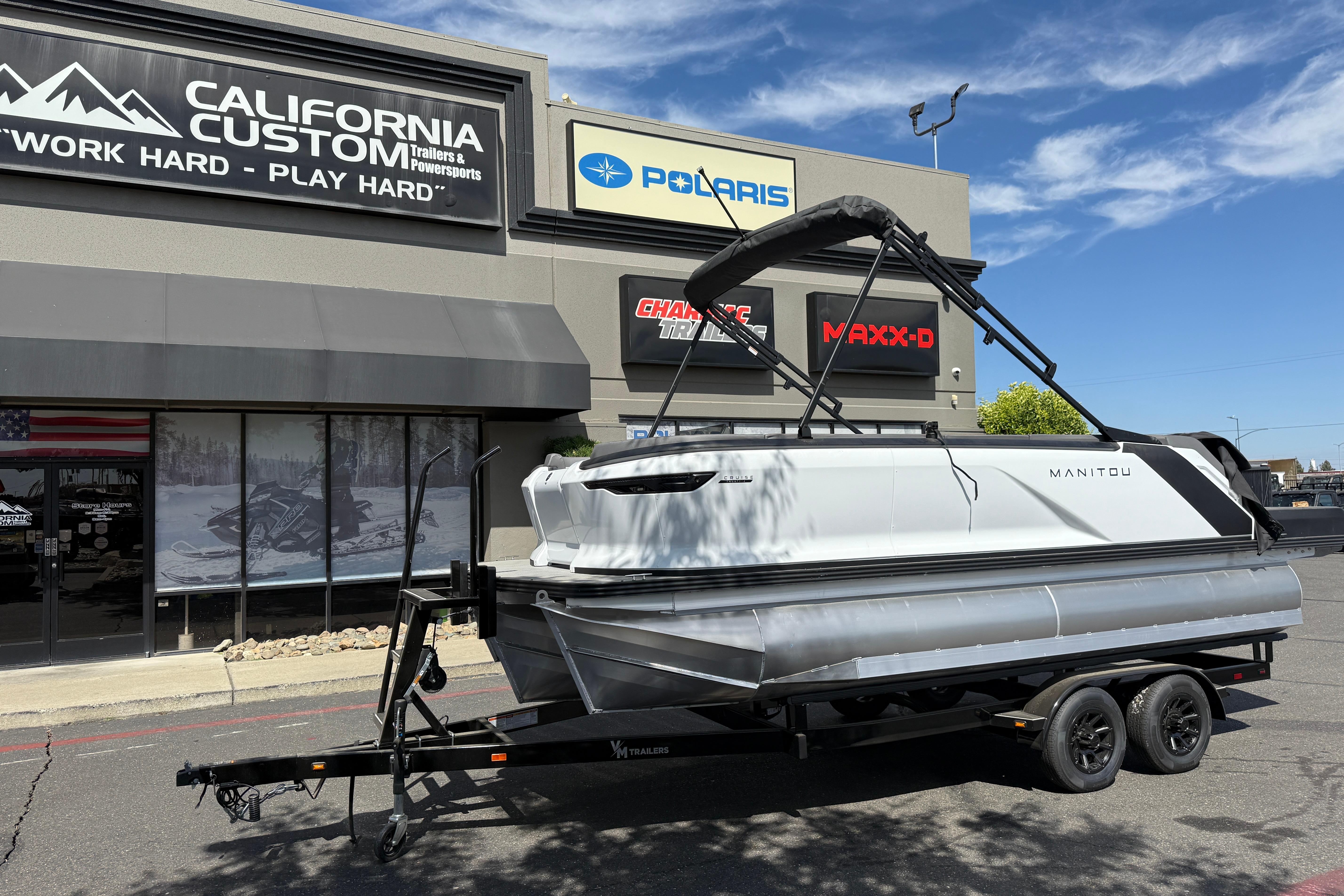 2025 Manitou Cruise