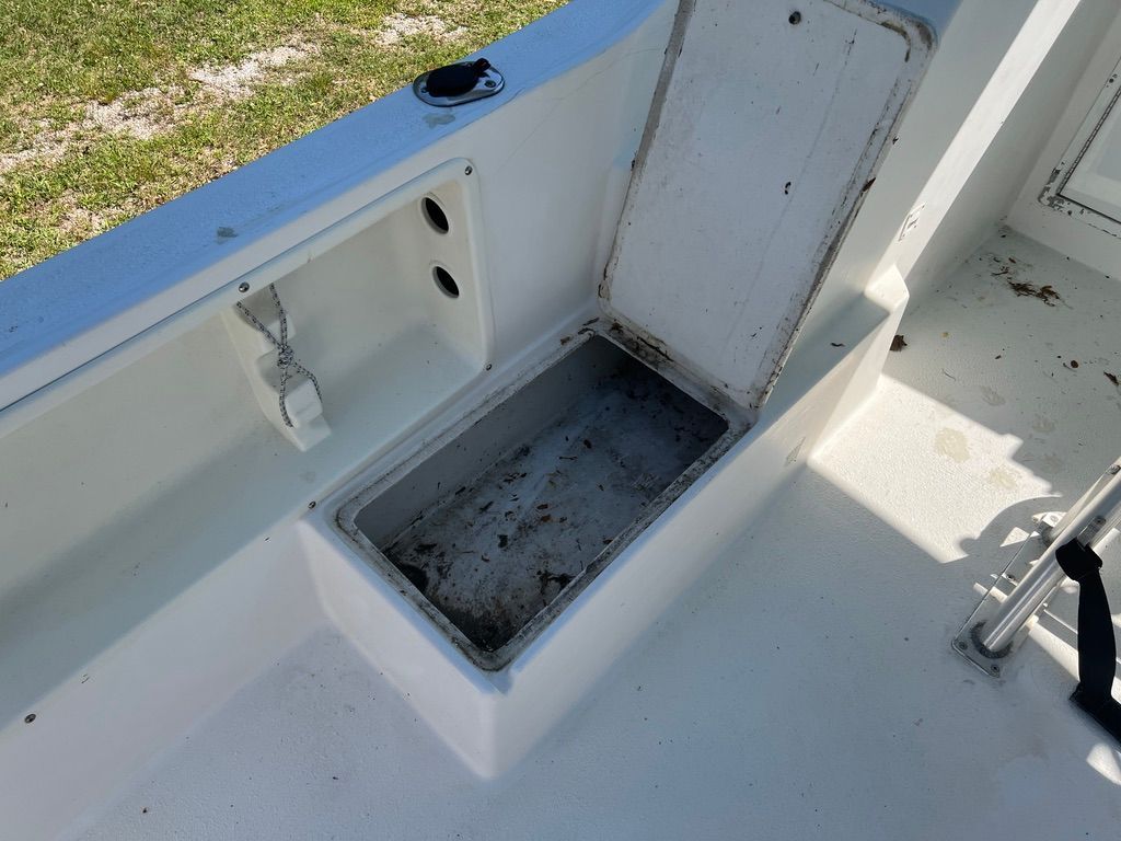 1996 Offshore Yachts Cuddy Cabin - 26