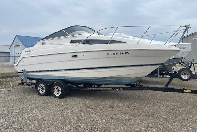 1997 Bayliner 2355