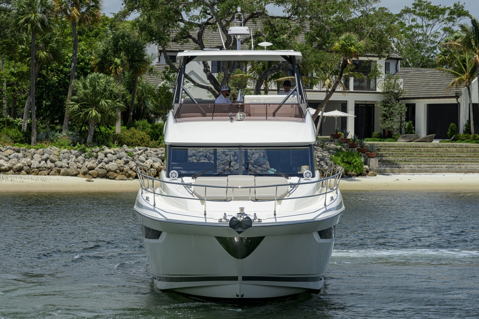2021 Prestige 520 - Image 3