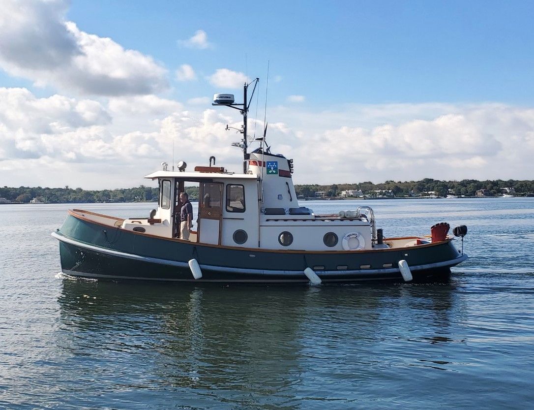 1984 Benford Tug