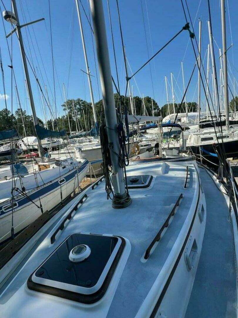 1978 Endeavour 37 - Image 18