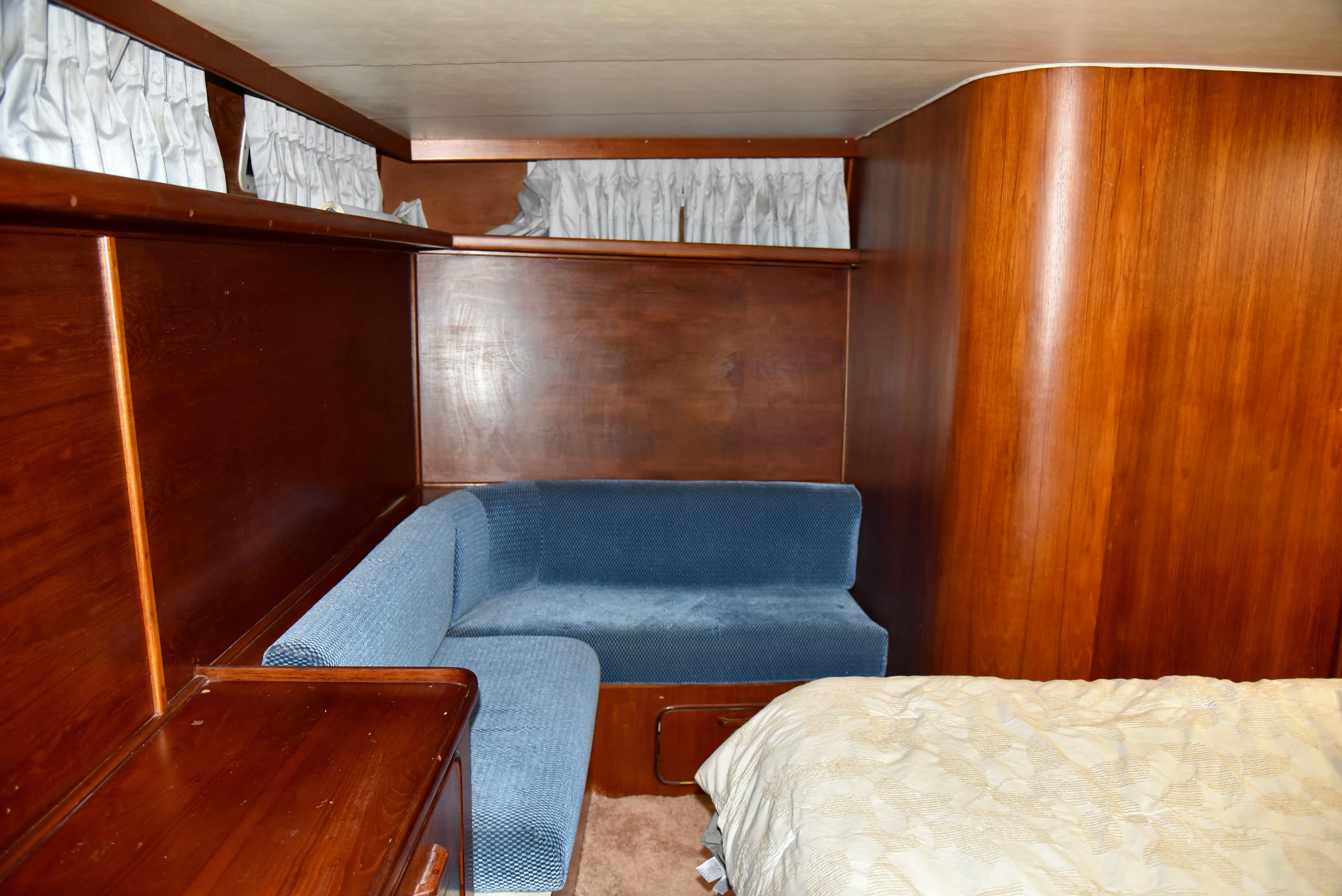 1985 Gulfstar 44ft - 31
