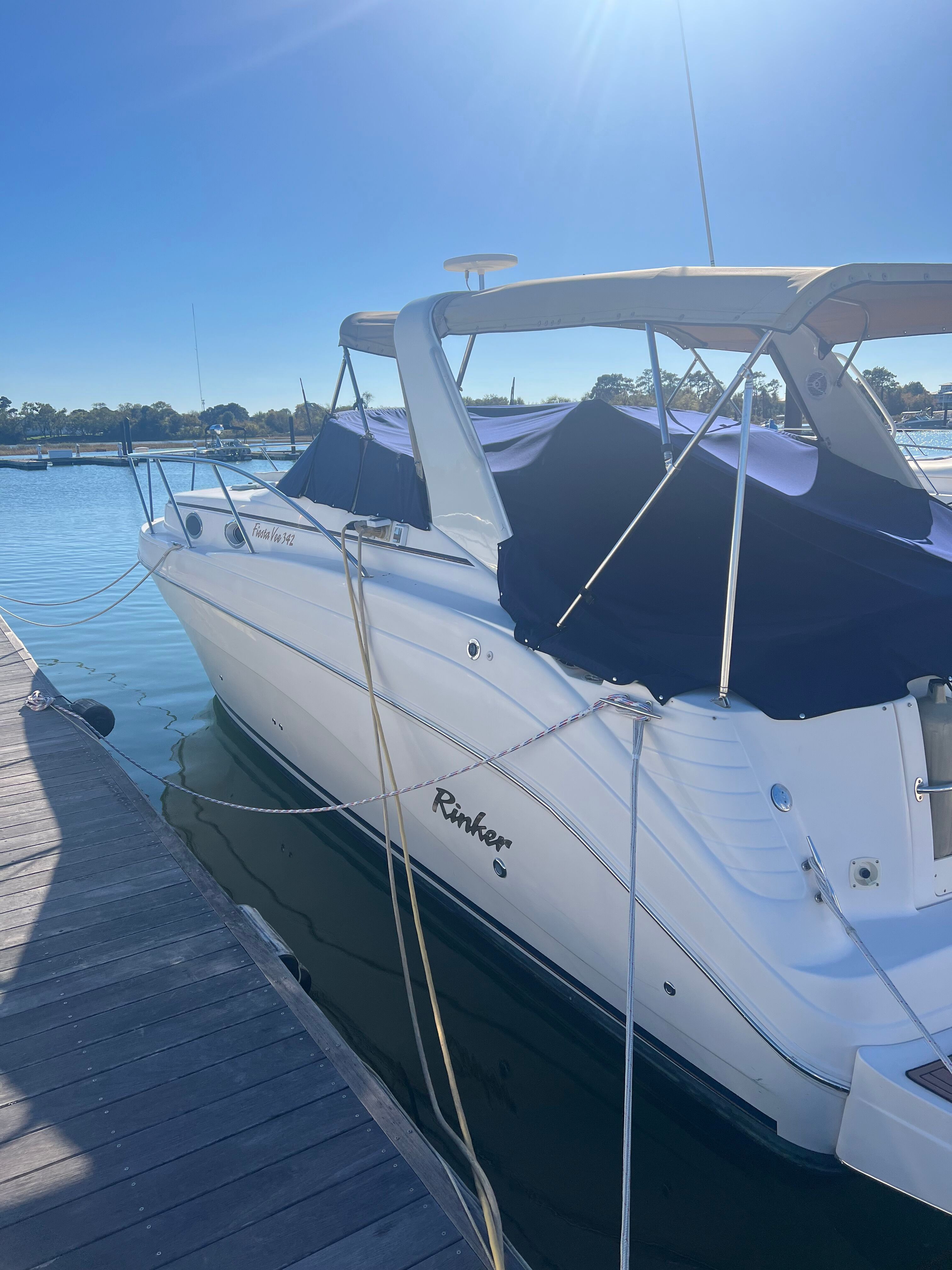2003 Rinker Fiesta Vee 342 - 10
