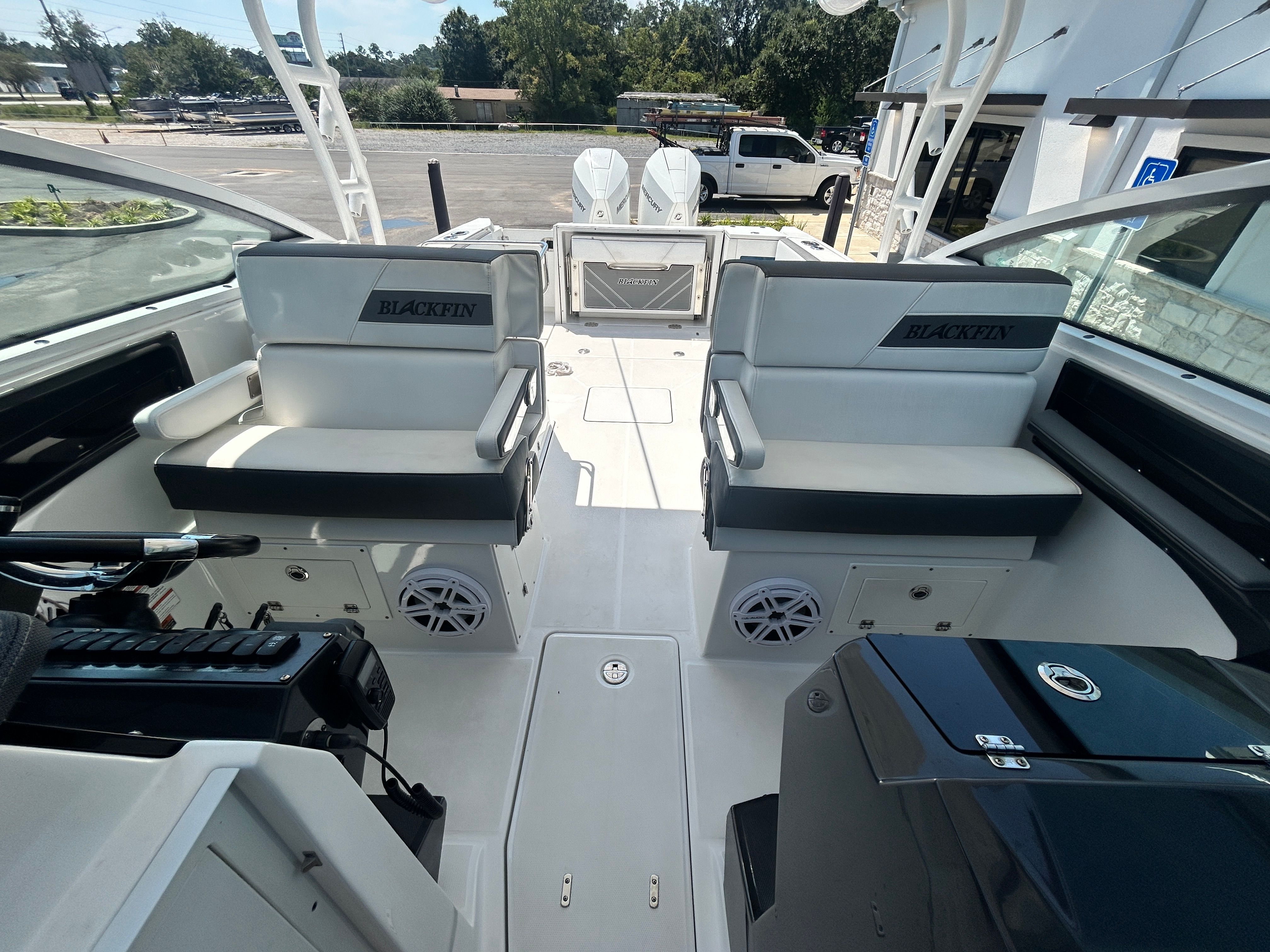 2019 Blackfin 272 DC - 21