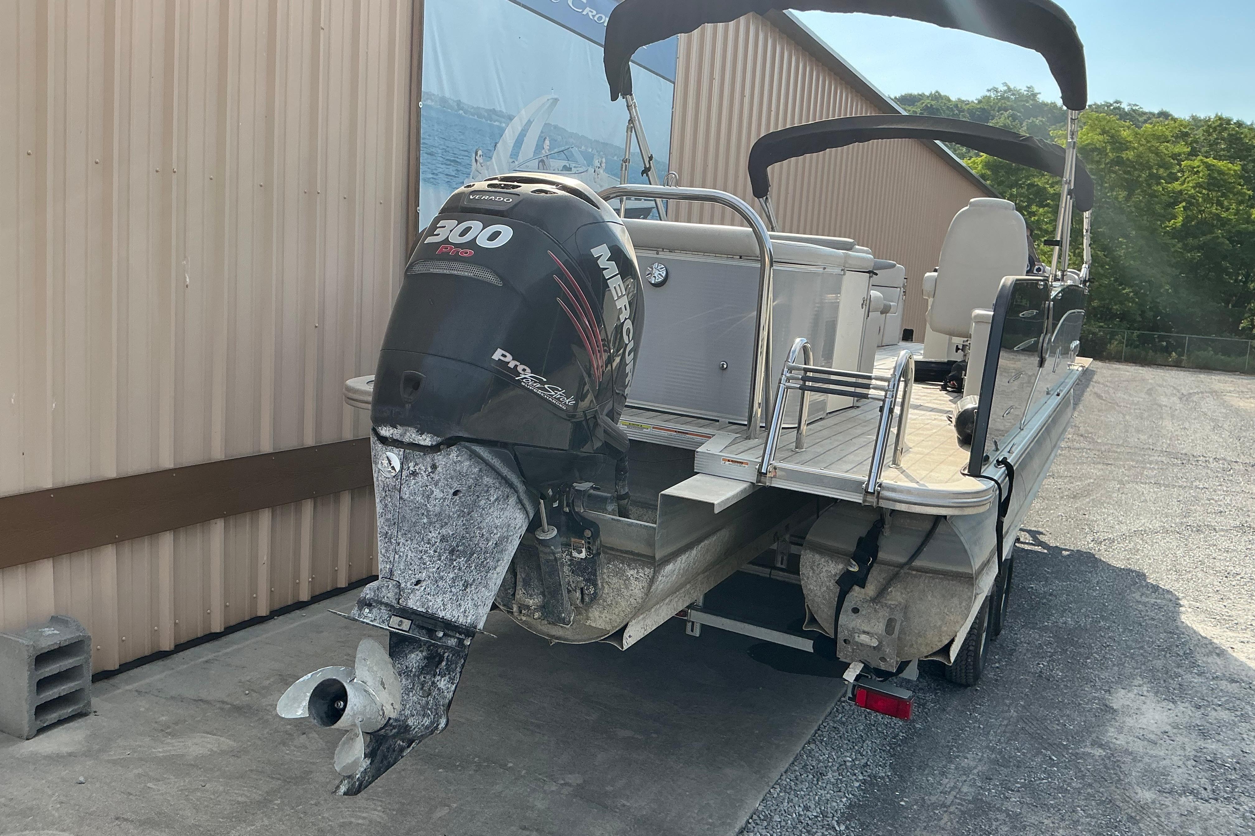2014 Avalon 25 ft. Paradise Elite pontoon boat with Mercury 300 Pro motor.