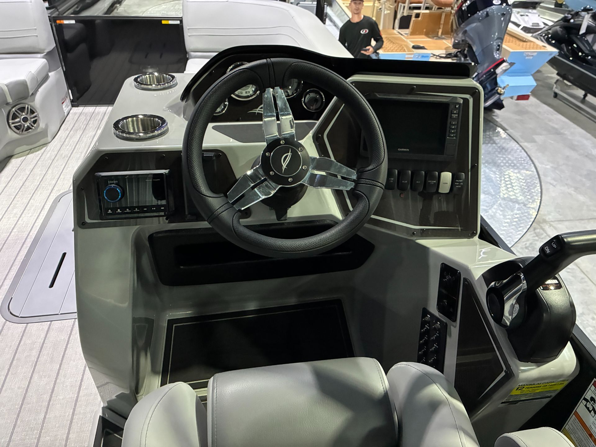 2026 SunCatcher Fusion 324SL - 11